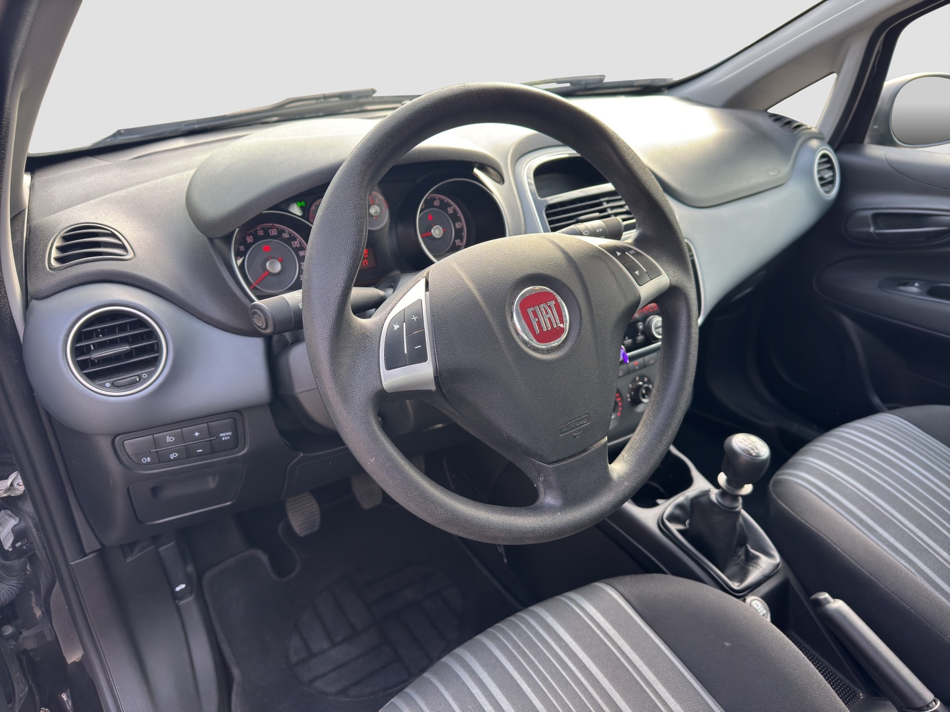 FIAT Punto Evo 1.4 MyLife-image-6