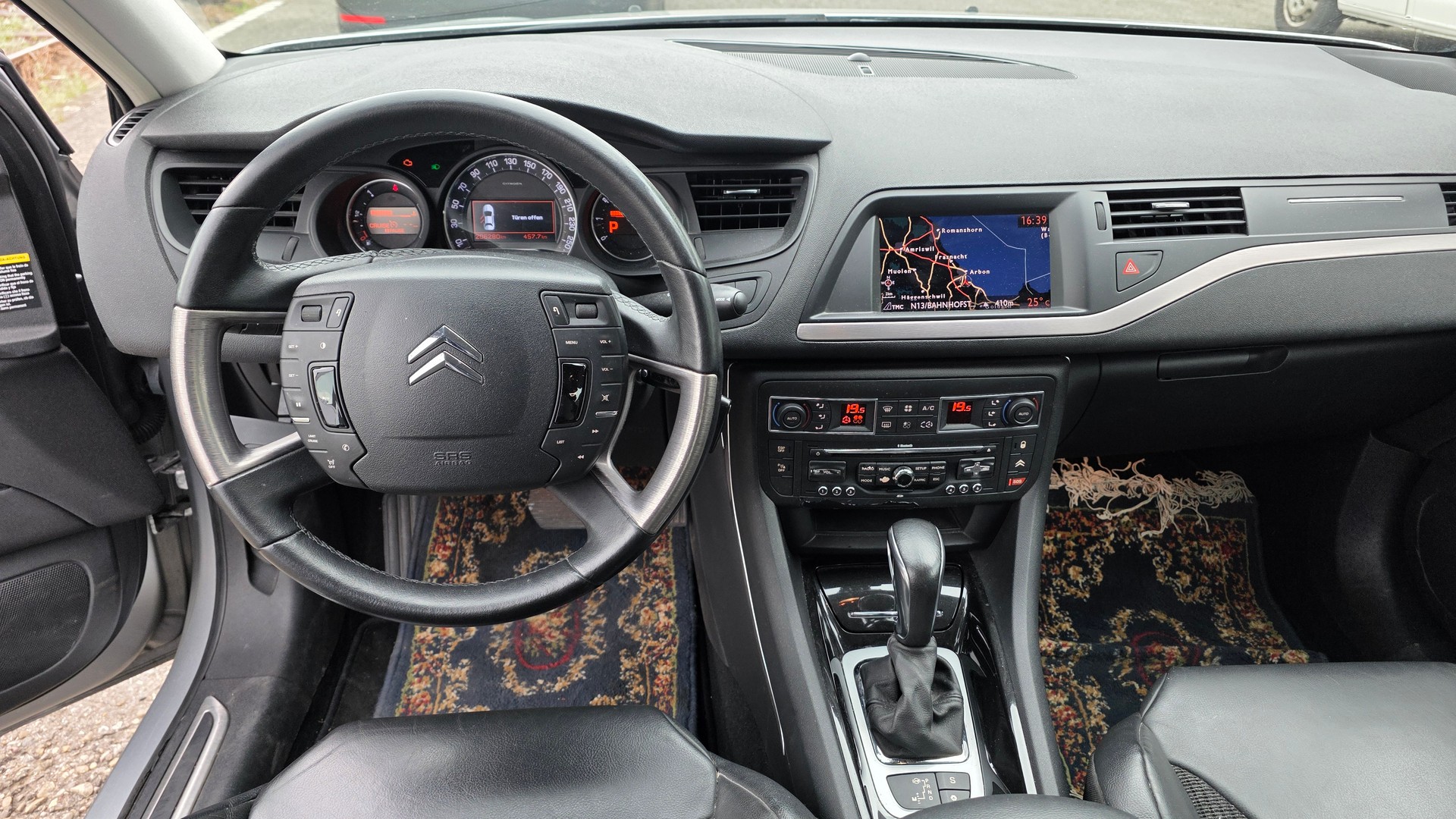 CITROEN C5 Berline 1.6 Turbo Exclusive Automatic-image-6