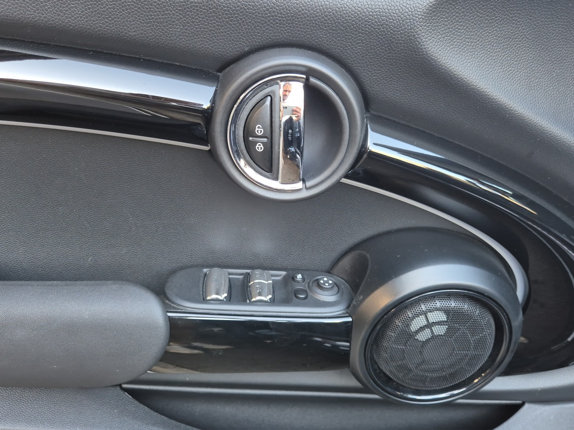 MINI Cooper S Cabriolet DKG-image-13