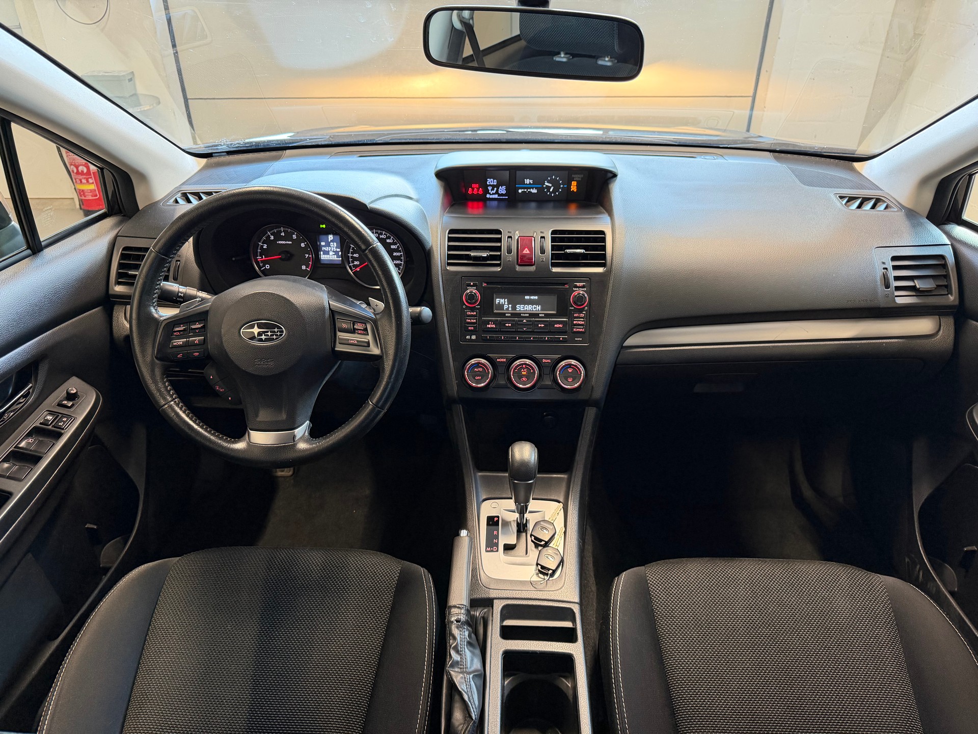 SUBARU XV 2.0 Swiss Three AWD CVT-image-8