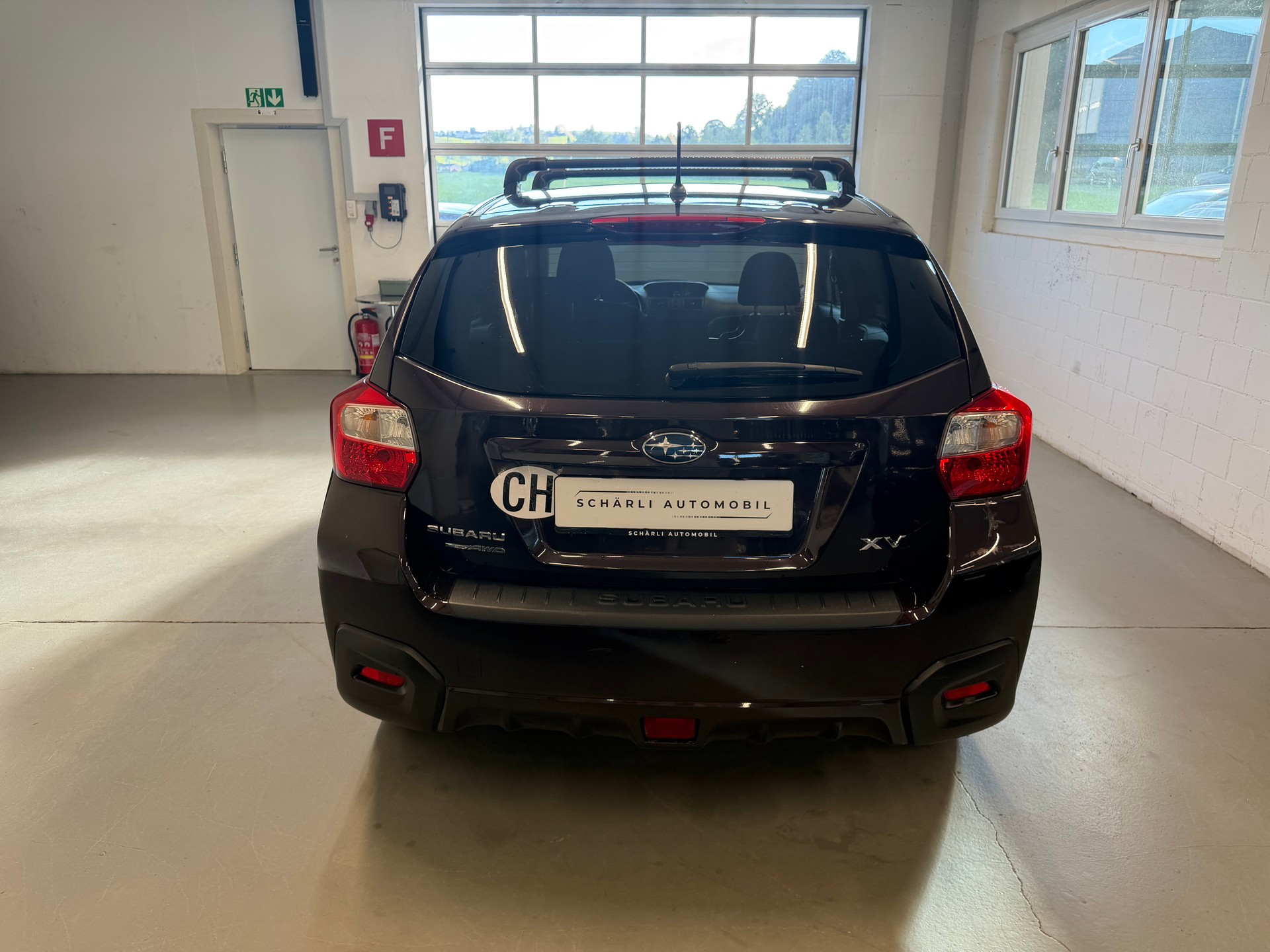 SUBARU XV 2.0 Swiss Three AWD CVT-image-5