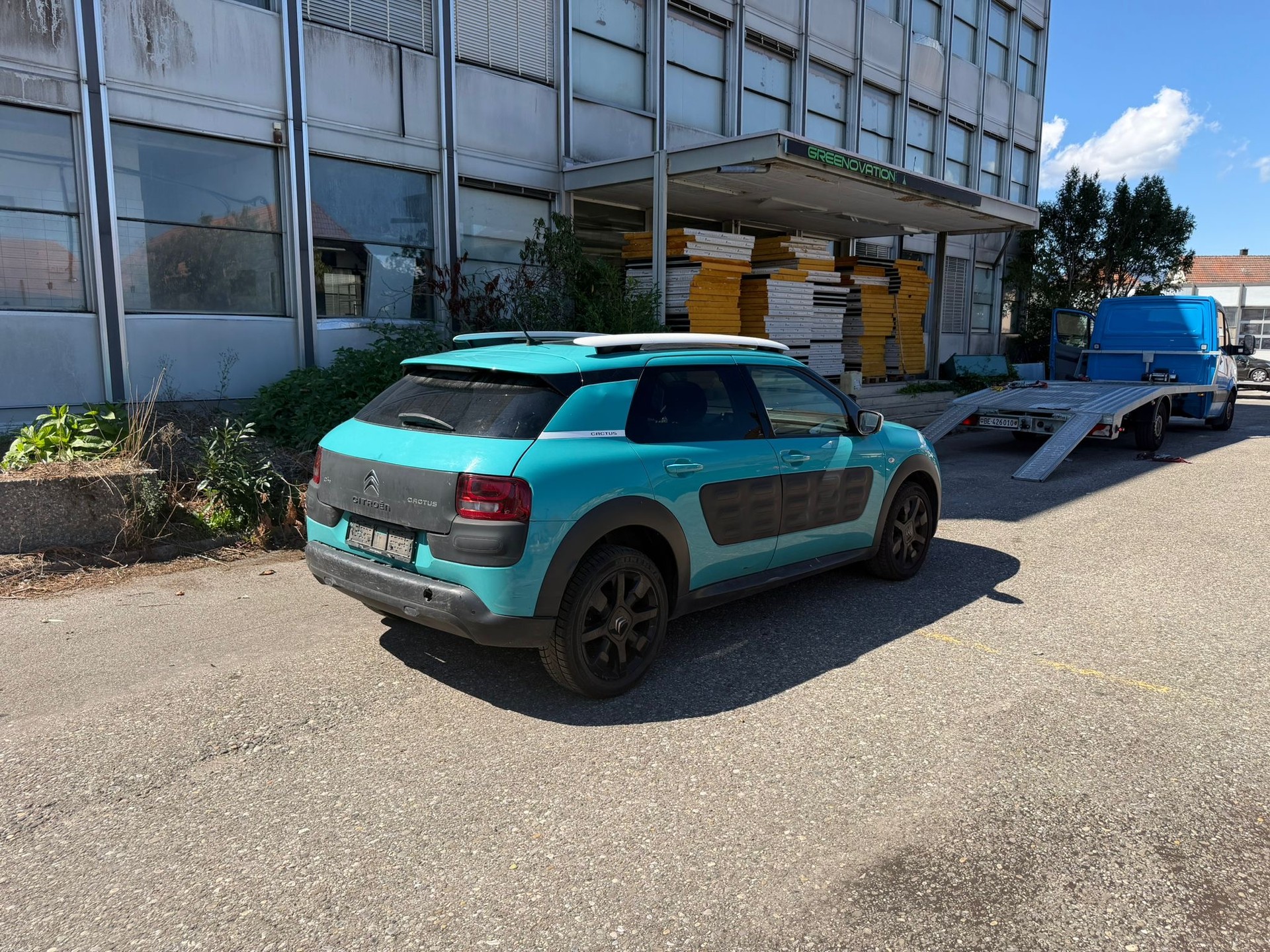 CITROEN C4 Cactus 1.2 e-THP Shine Edition-image-6