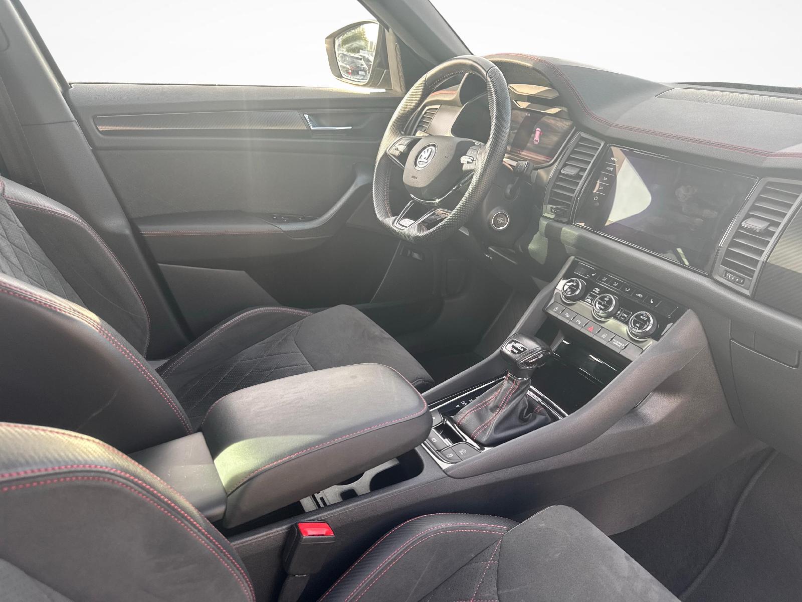 SKODA Kodiaq 2.0 TSI RS DSG-image-9