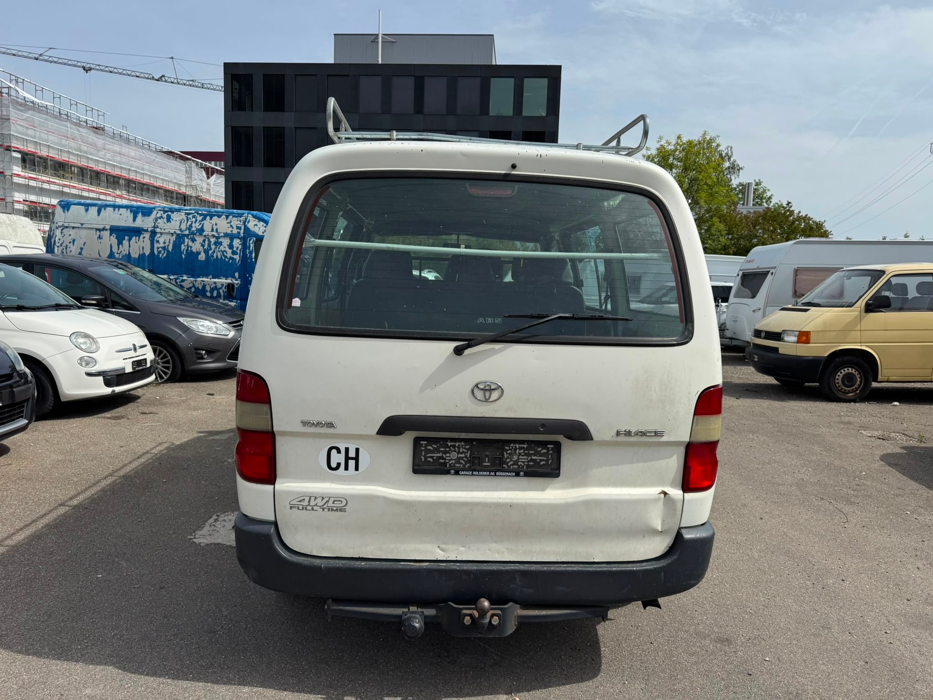 TOYOTA Hiace D-4D Van 4WD SWB-image-5