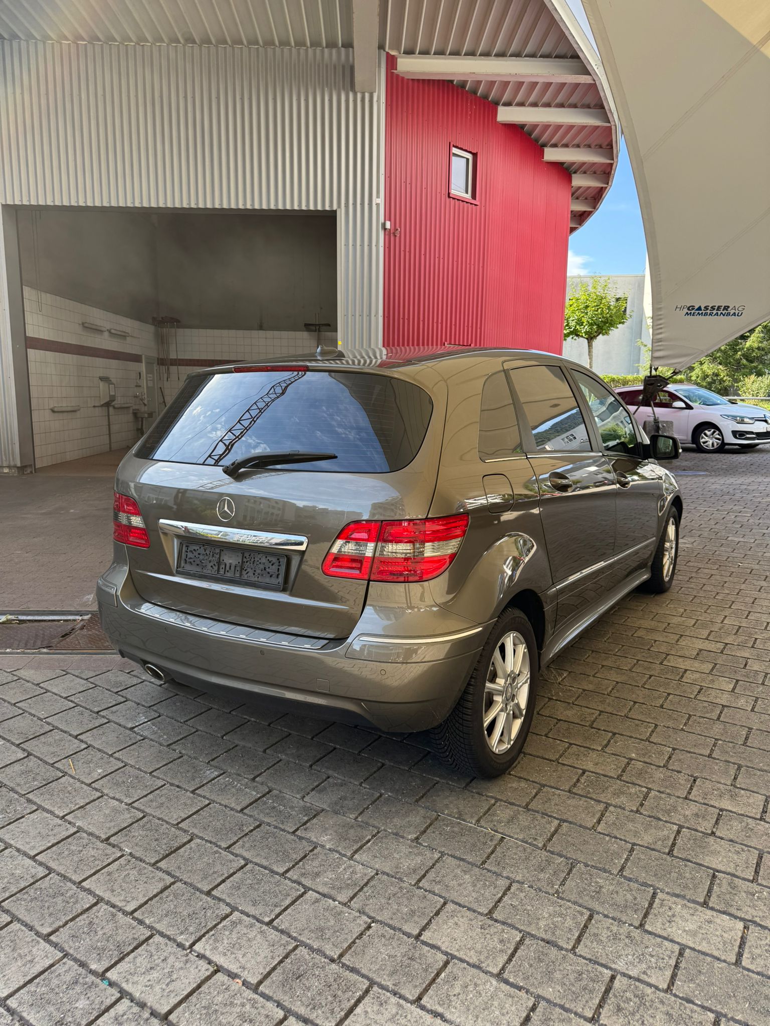 MERCEDES-BENZ B 200 CDI Autotronic-image-4