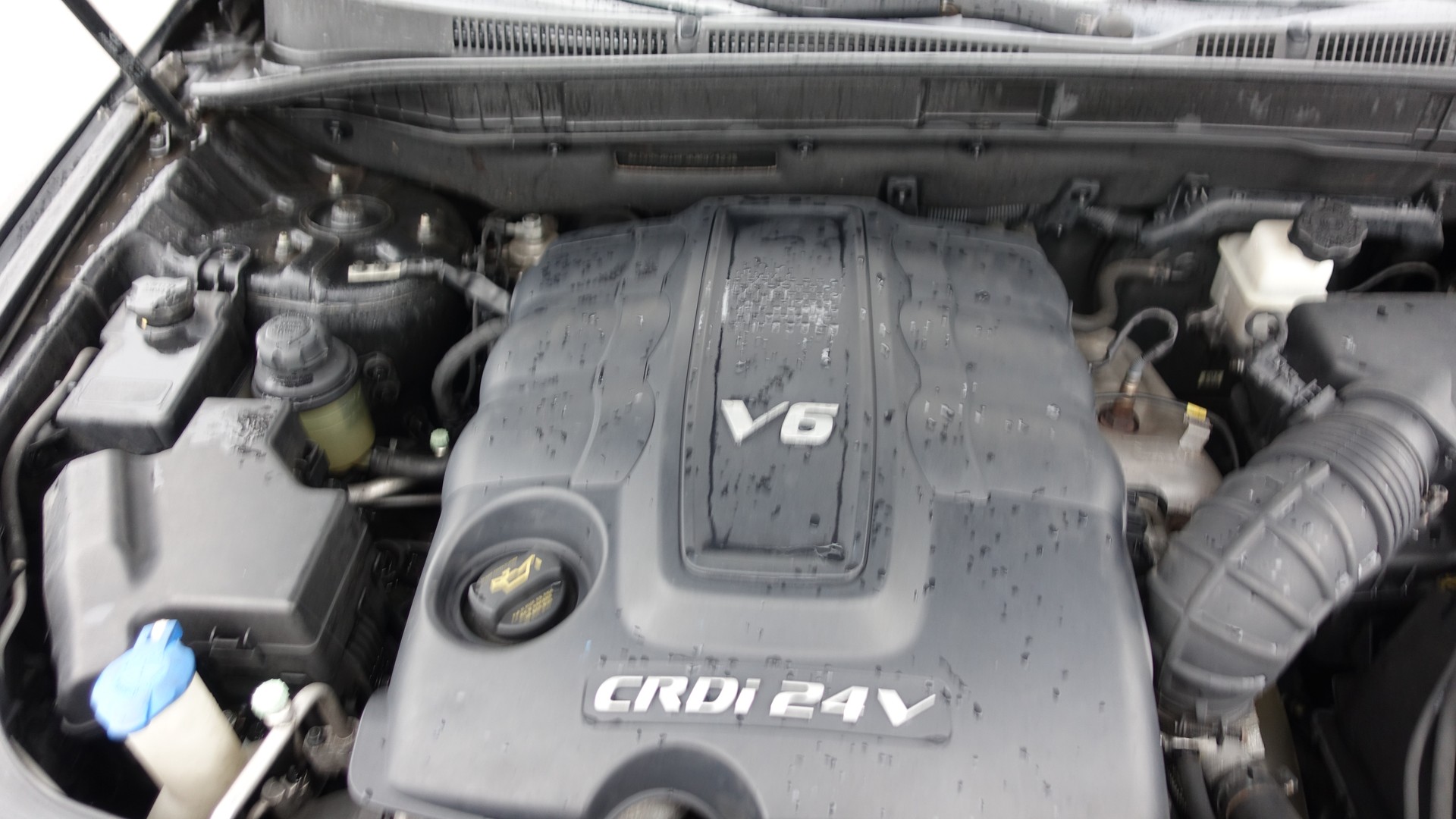 HYUNDAI iX 55 3.0 CRDI V6 4WD Automatic-image-15