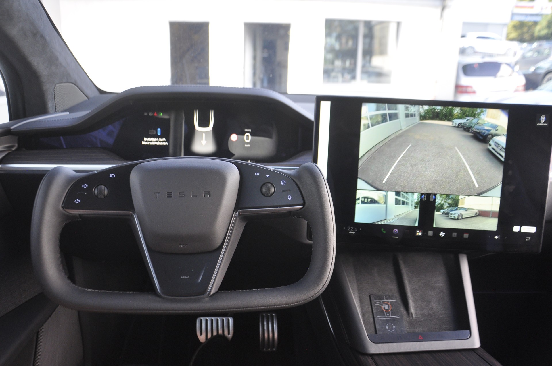 TESLA Model X 100kWh Palladium I 7 Plätze I Anhängerkupplung-image-8