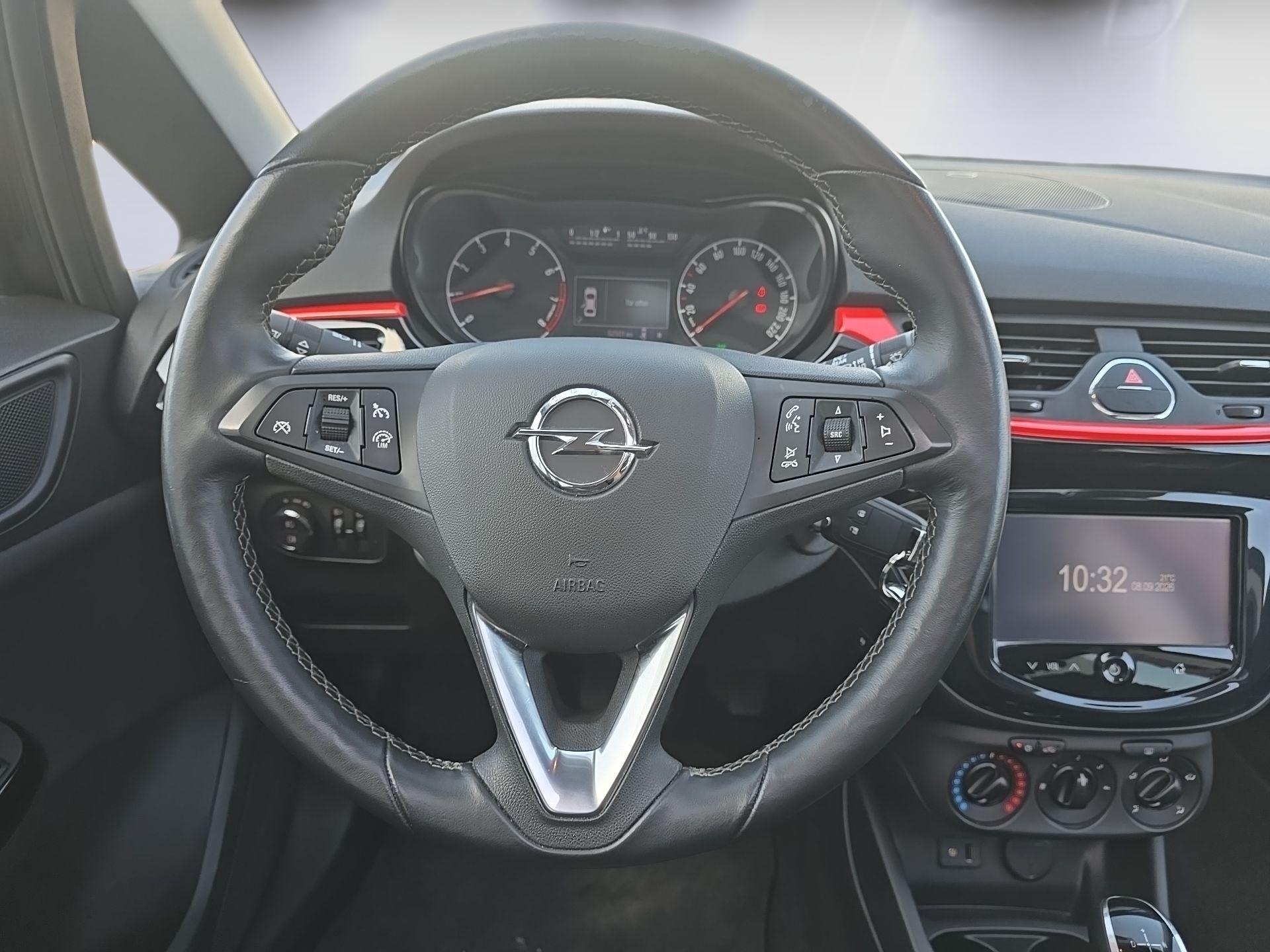 OPEL Corsa 1.4 TP Enjoy Easytronic-image-15