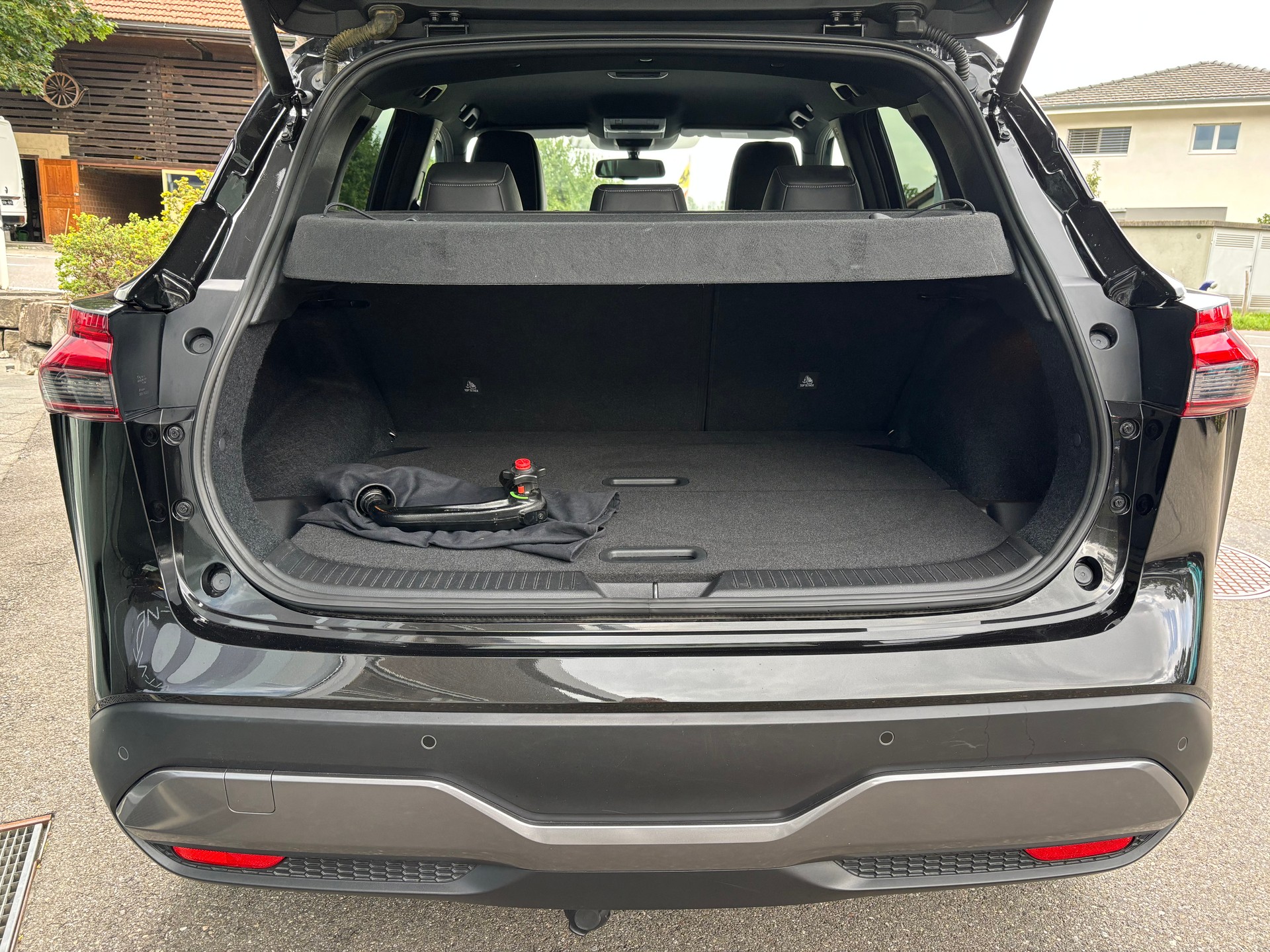 NISSAN Qashqai 1.5 VC-T e-Power Tekna-image-4