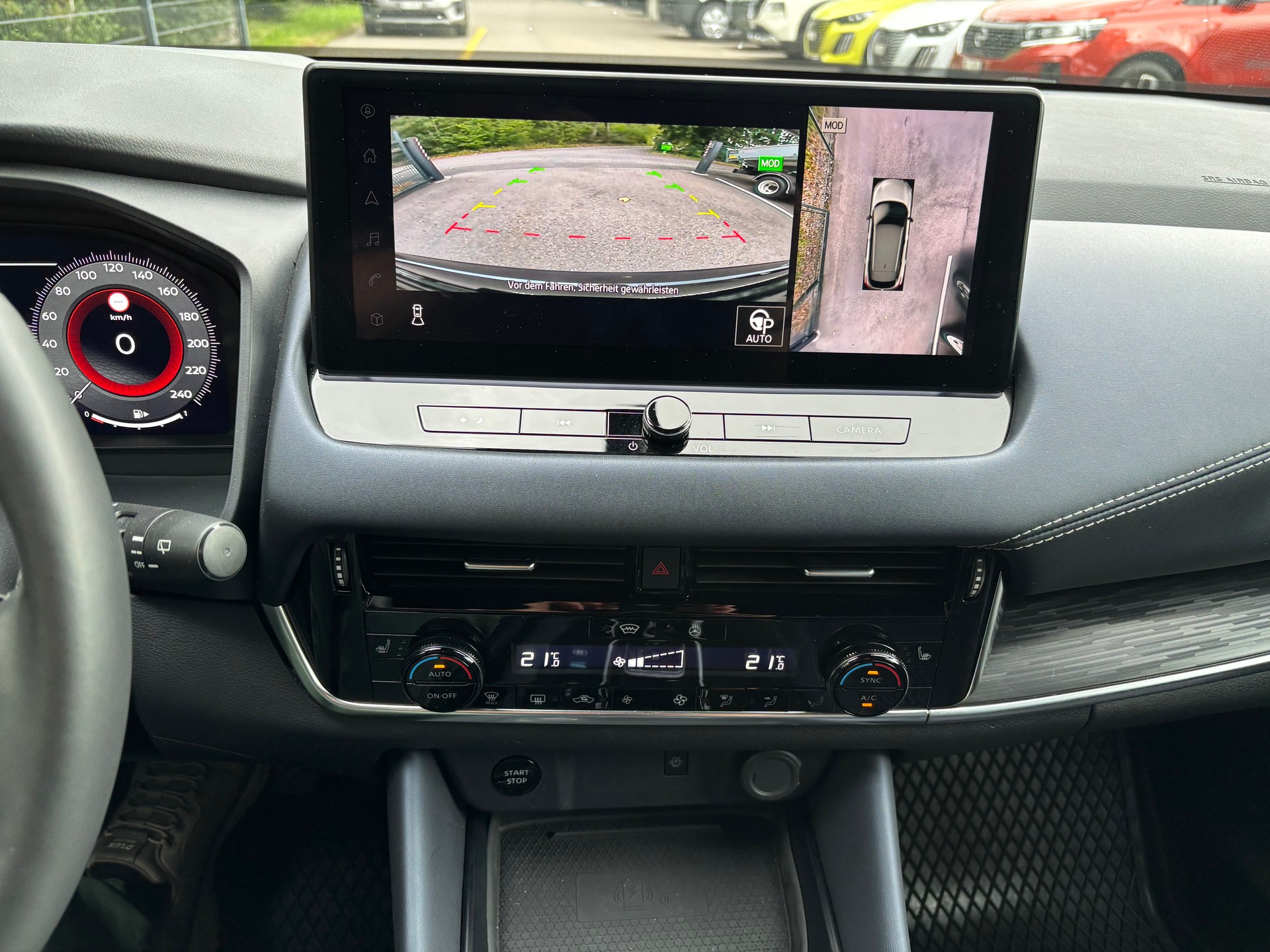 NISSAN Qashqai 1.5 VC-T e-Power Tekna-image-12
