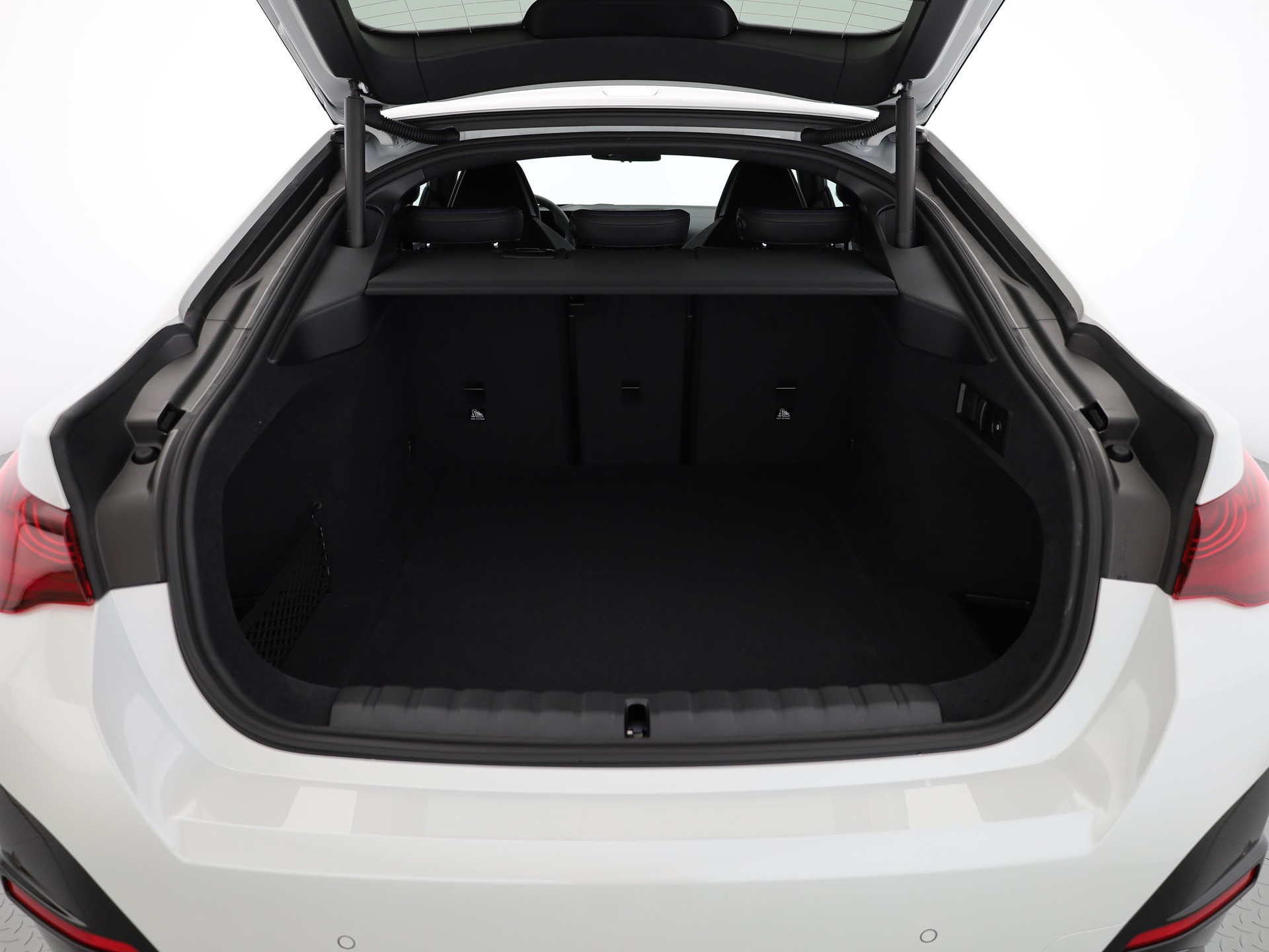 BMW i4 Limousine M60-image-8