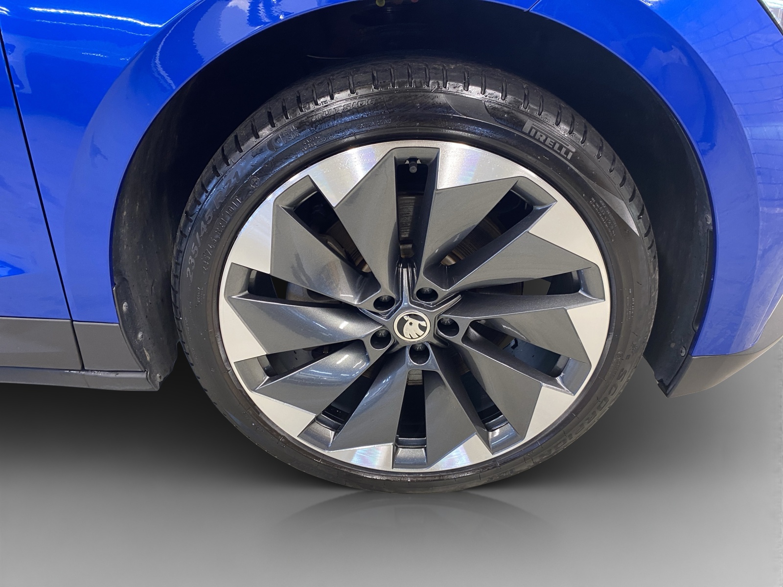 SKODA Enyaq iV 80x-image-14