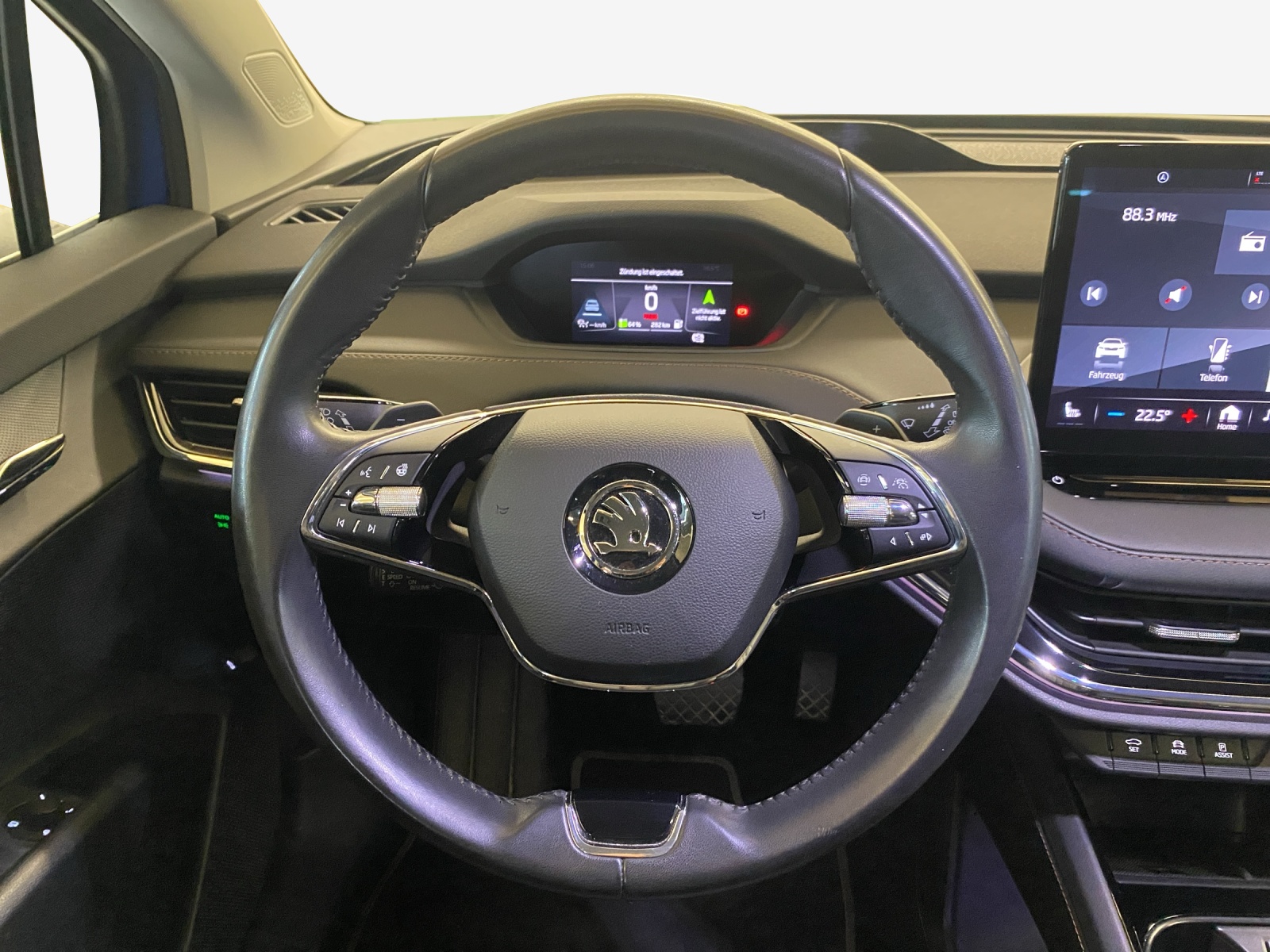 SKODA Enyaq iV 80x-image-9