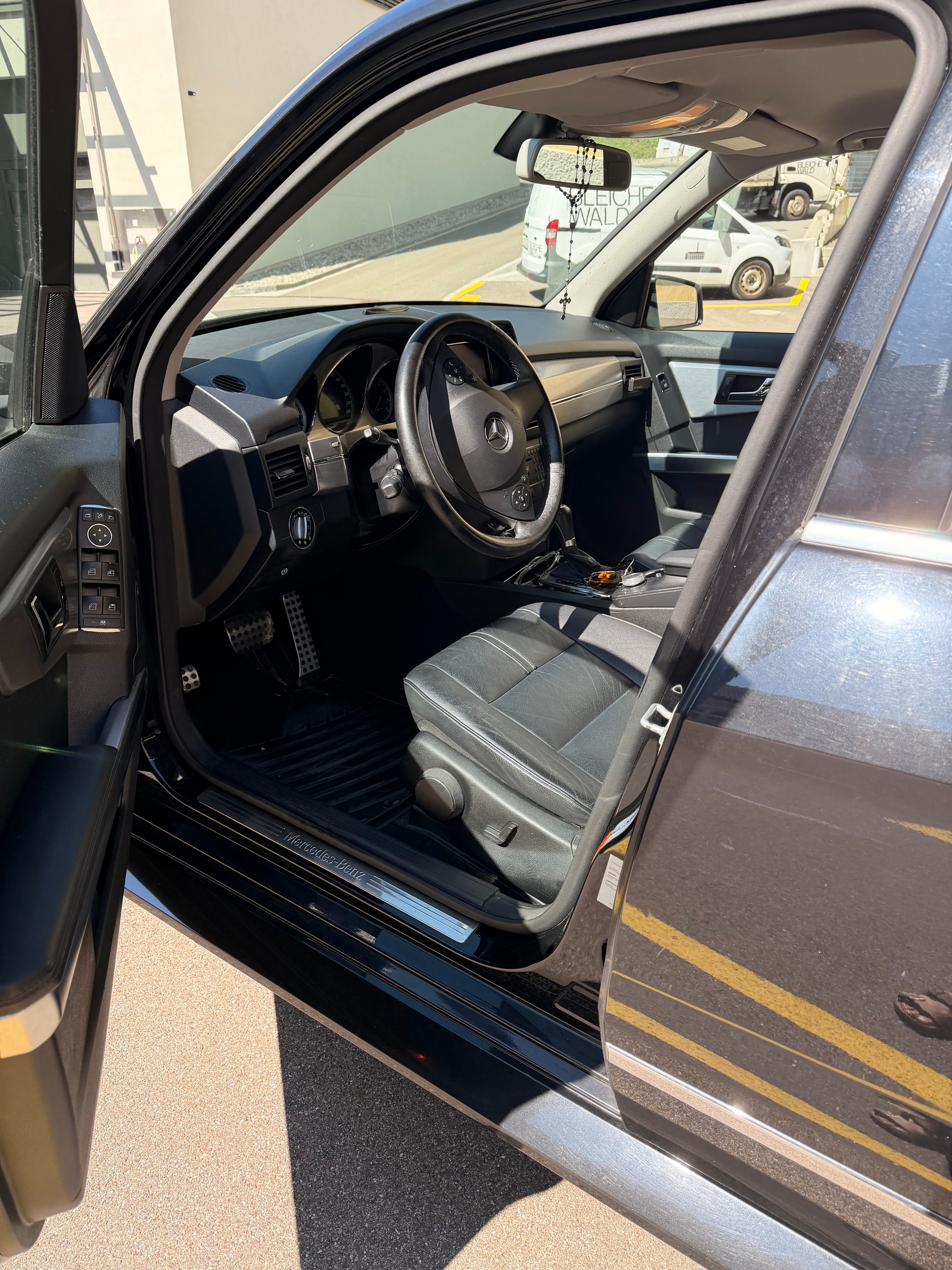MERCEDES-BENZ GLK 280 V6 4matic-image-4