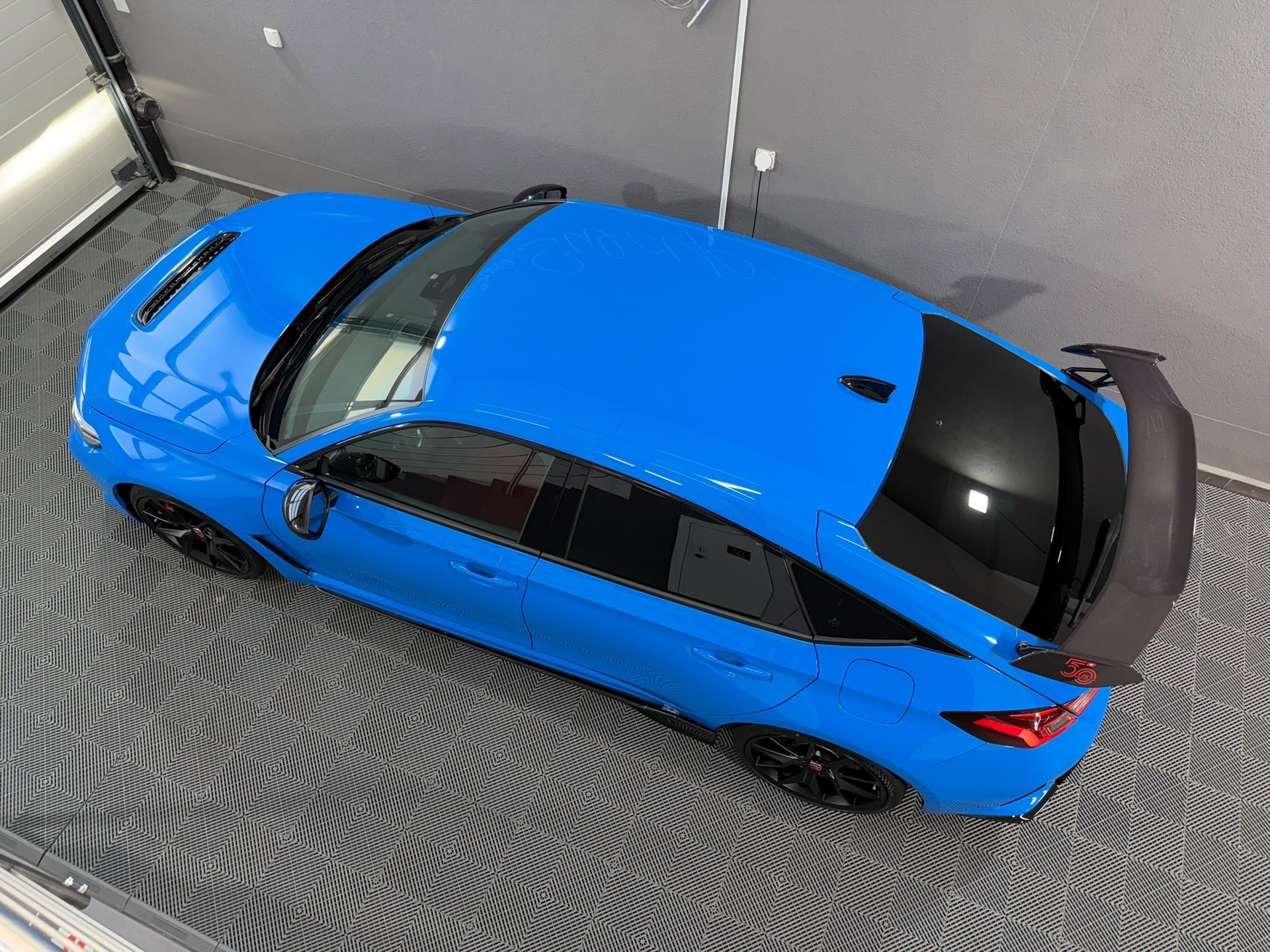 HONDA Civic 2.0 i-VTEC Type R 50th Anniversary-showroom-element-3