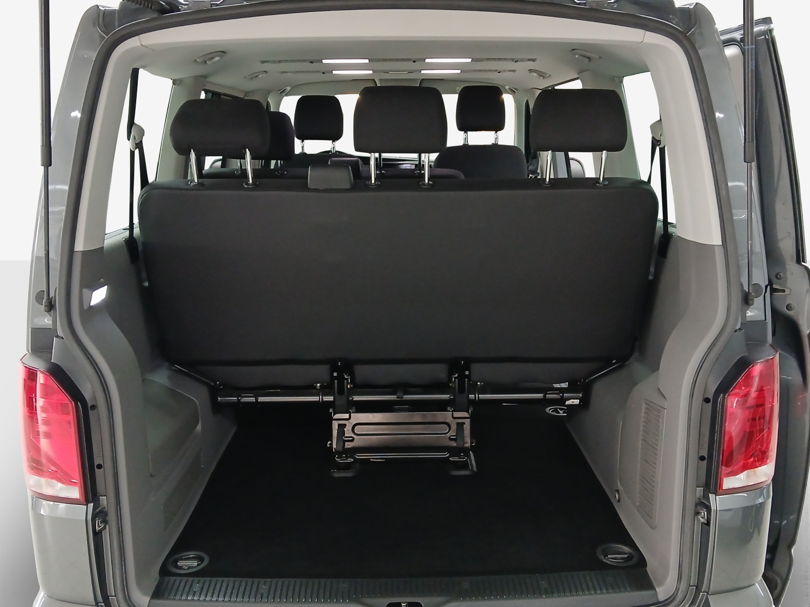 VW T6.1 Caravelle 2.0 TDI Comfortline DSG-image-12
