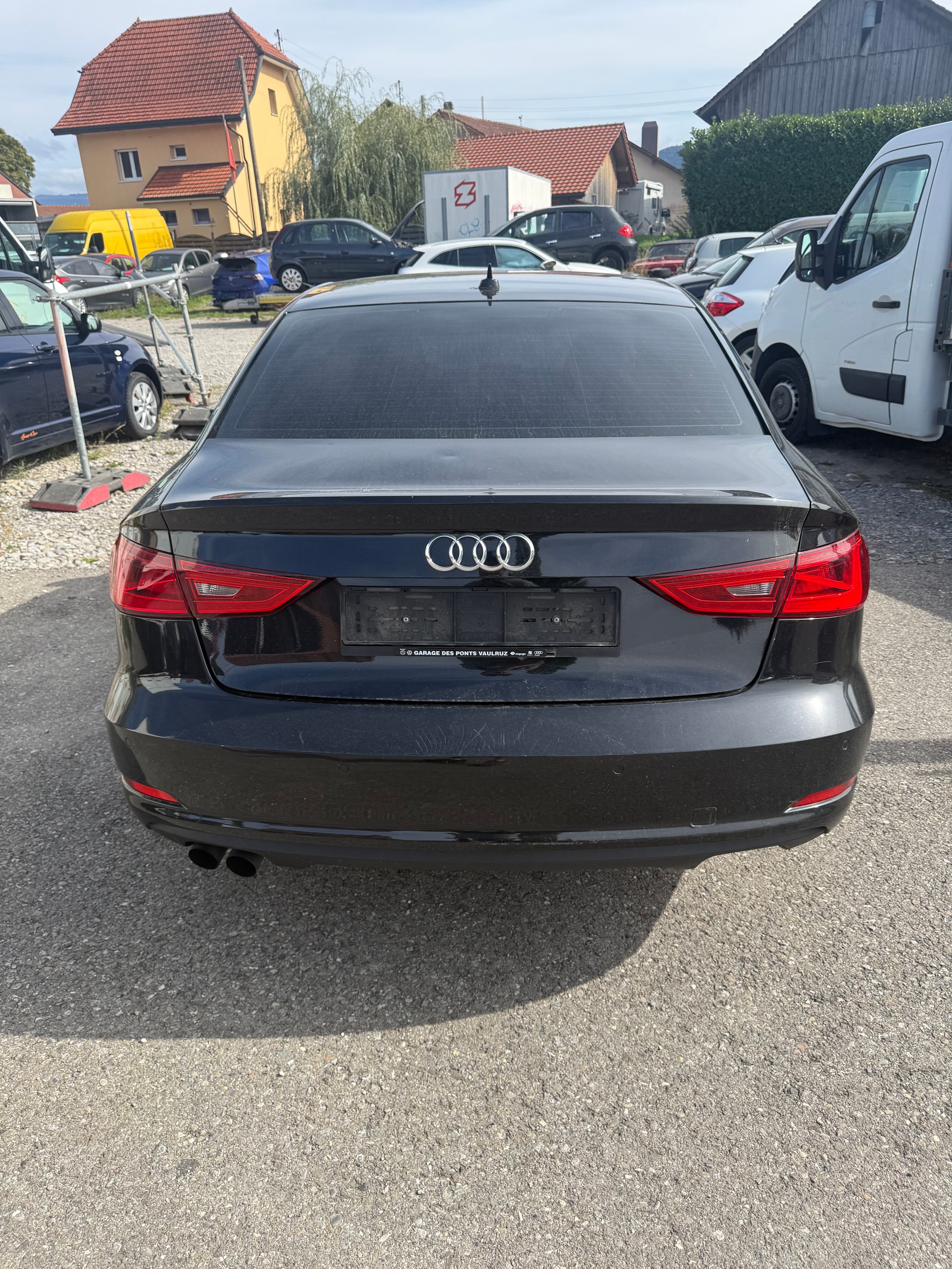 AUDI A3 Limousine 1.4 TFSI Attraction S-tronic-image-4