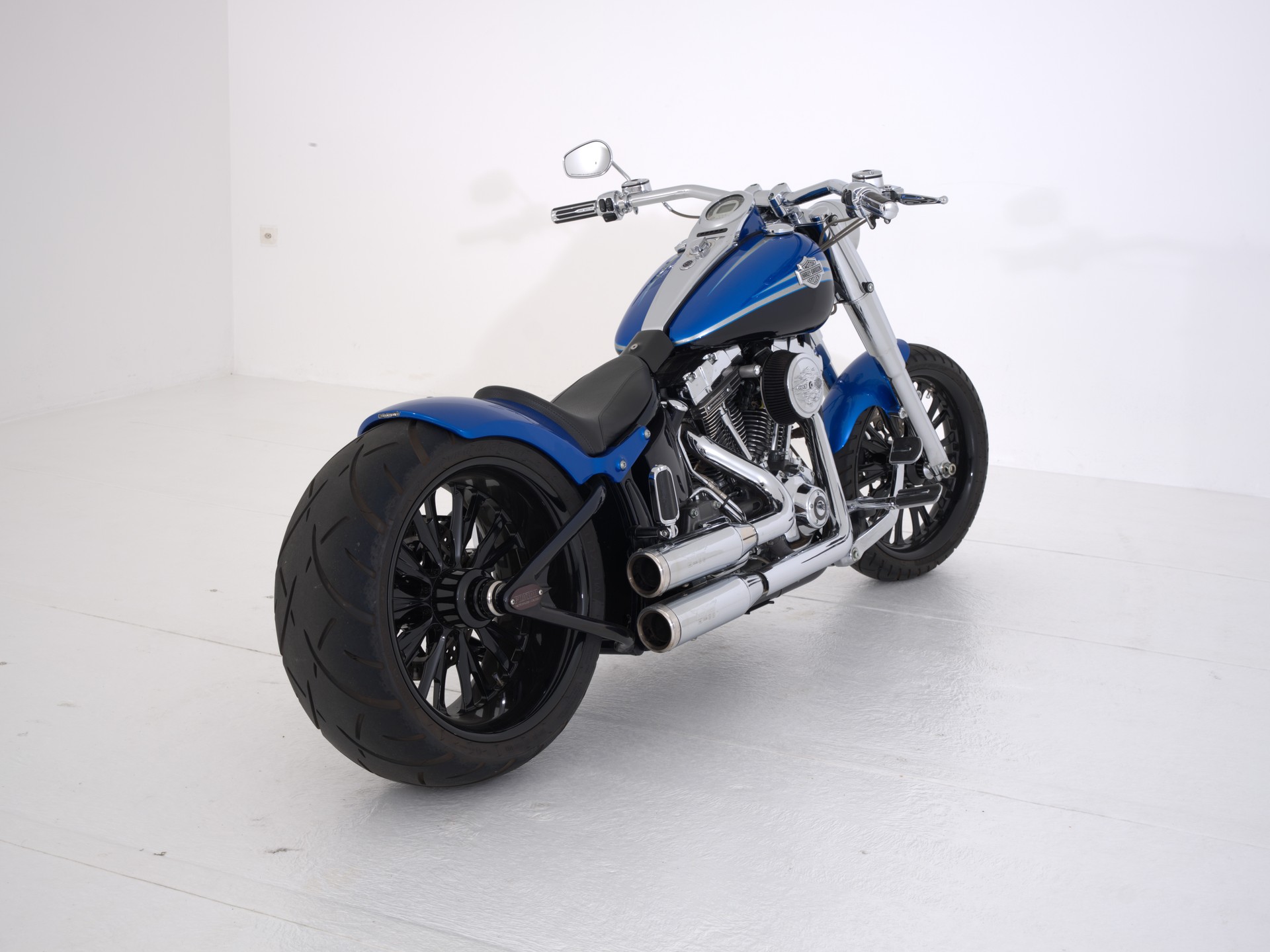 HARLEY-DAVIDSON FLSTSE Softail Convertible CVO-showroom-element-2