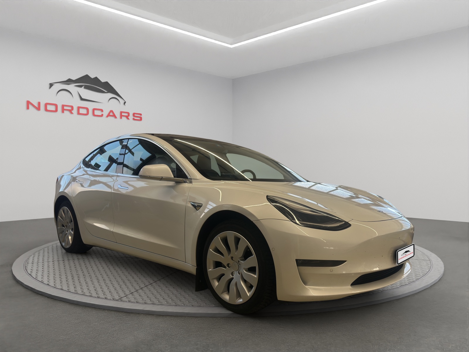 TESLA Model 3 Long Range Dual Motor AWD-image-5