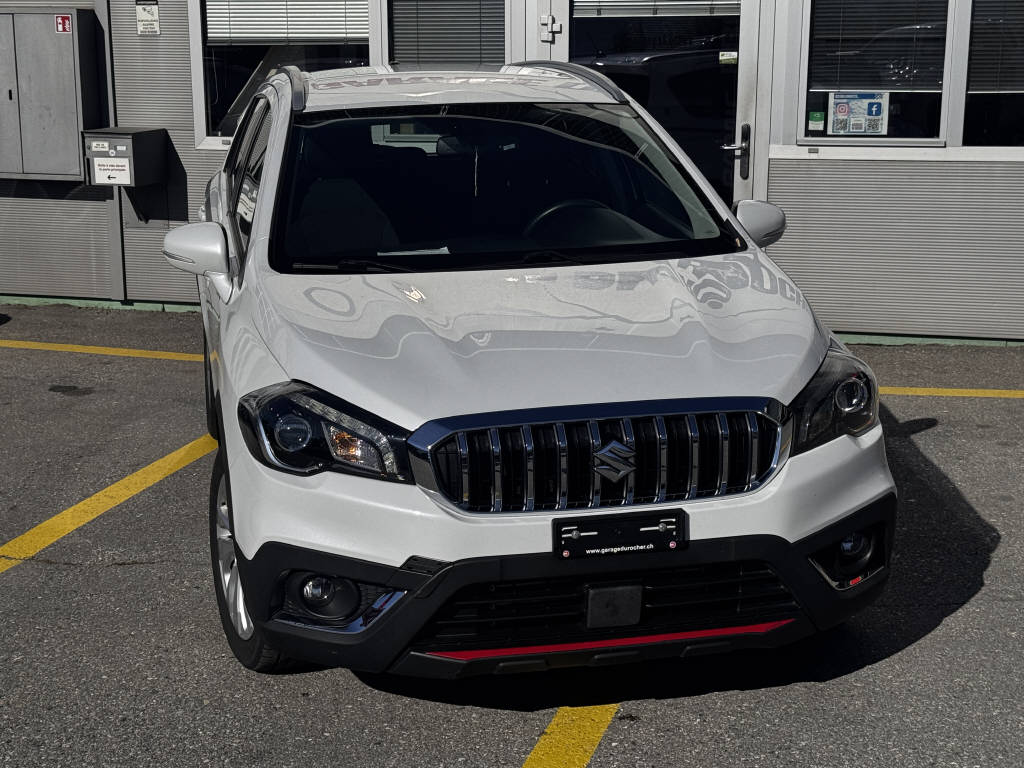 SUZUKI SX4 S-Cross 1.4 T Piz Sulai 4x4-image-6