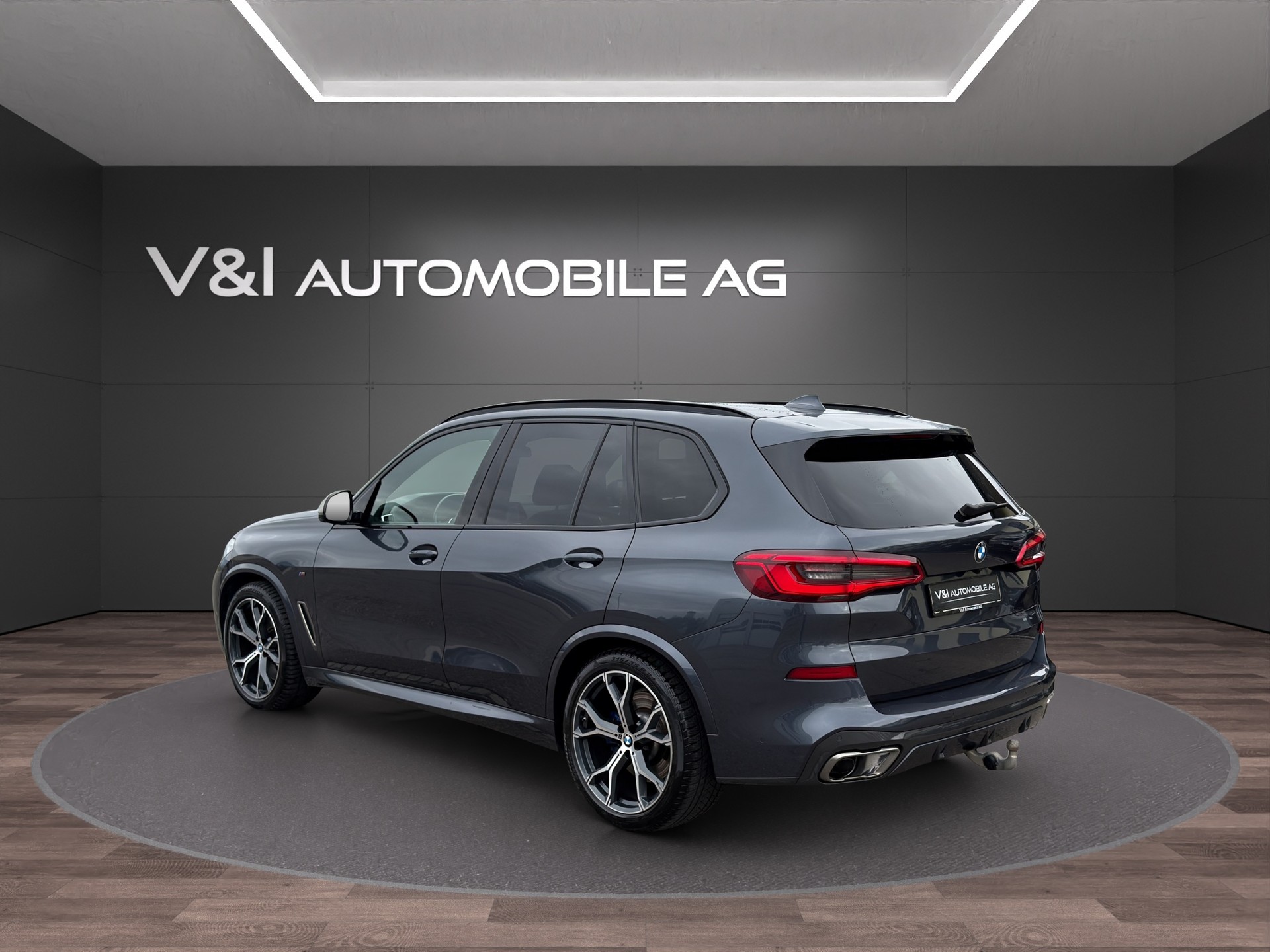BMW X5 xDrive M50d Steptronic-showroom-element-3