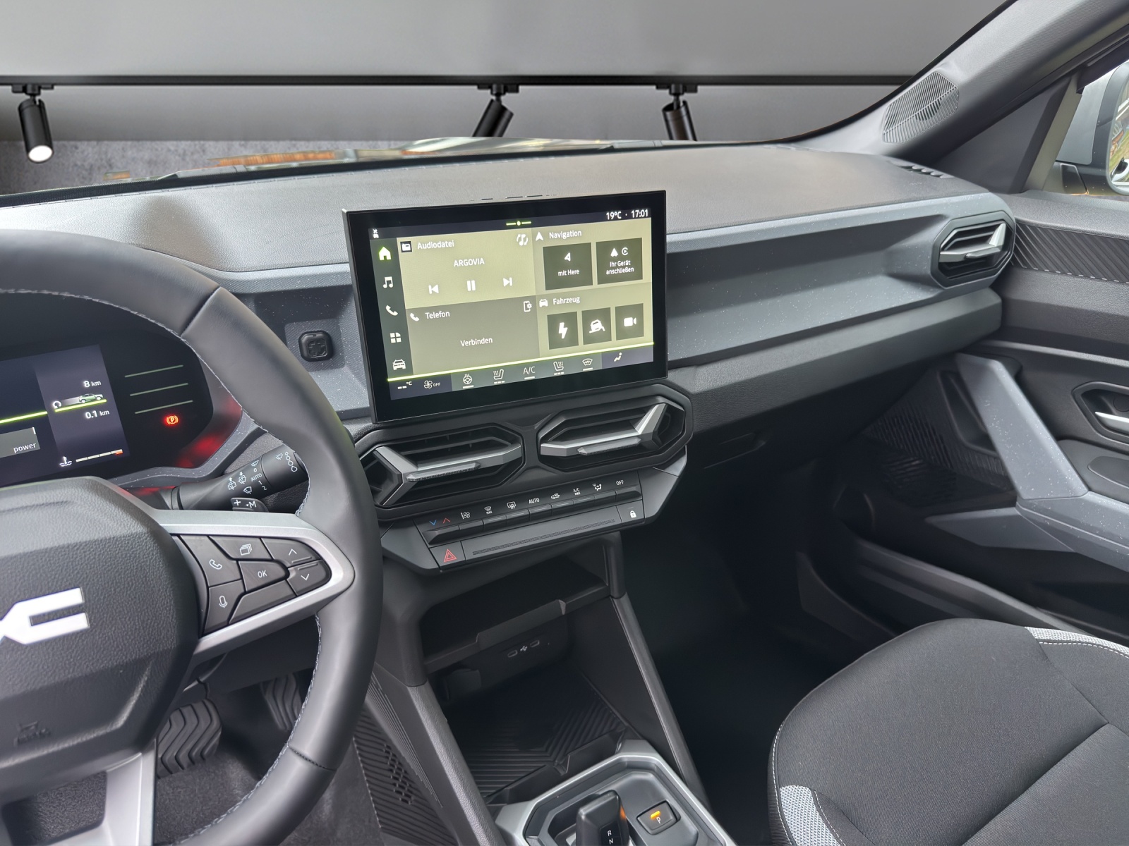 DACIA Duster TCe Hybrid 150 48V Journey 4x4-image-9