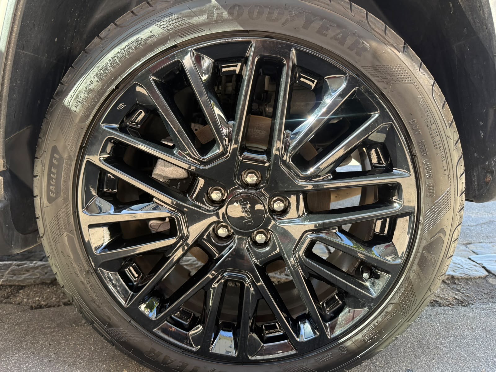 JEEP Compass 1.3 T PHEV Limited AWD-image-16