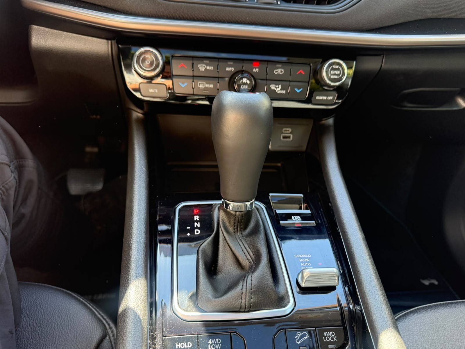 JEEP Compass 1.3 T PHEV Limited AWD-image-10