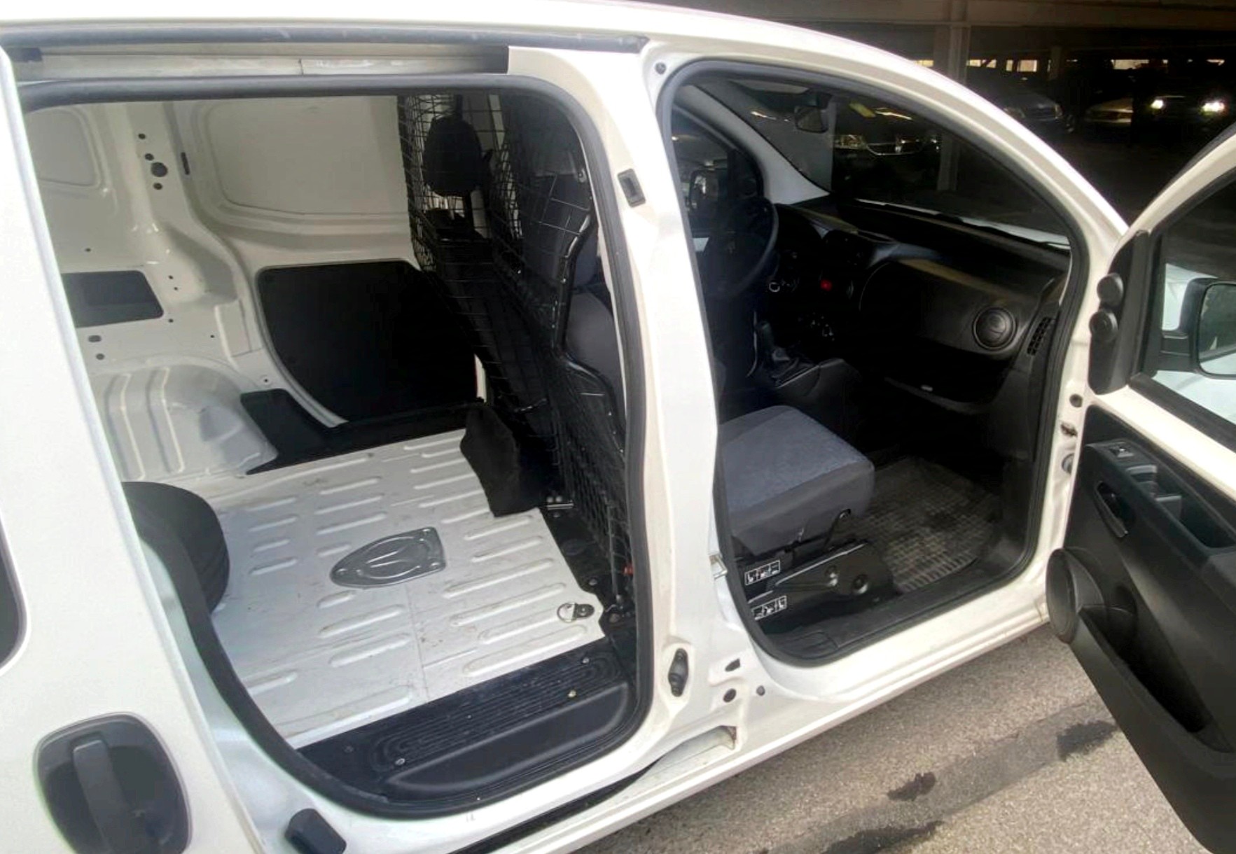 CITROEN Nemo 1.3 BlueHDi-image-6