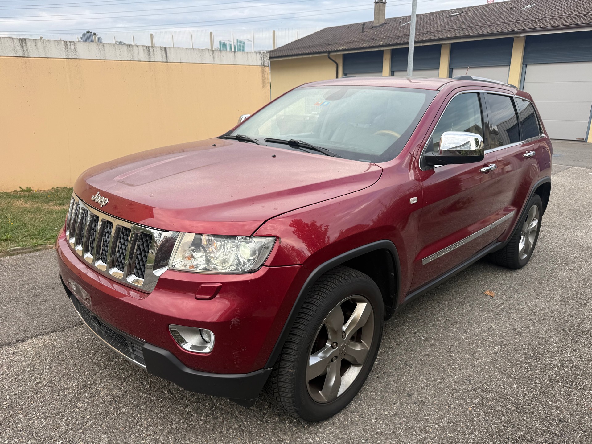 JEEP Grand Cherokee 3.0 CRD S-Limited Automatic-image-1