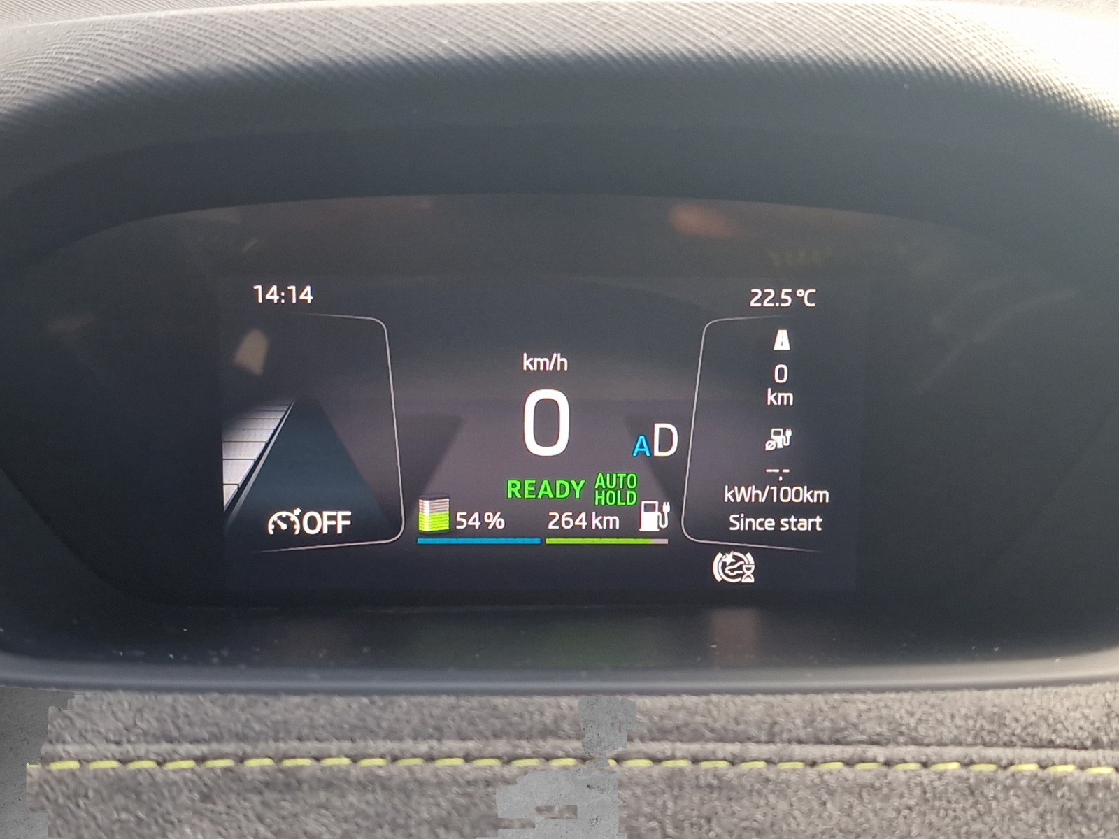 SKODA Enyaq iV 80x RS-image-7