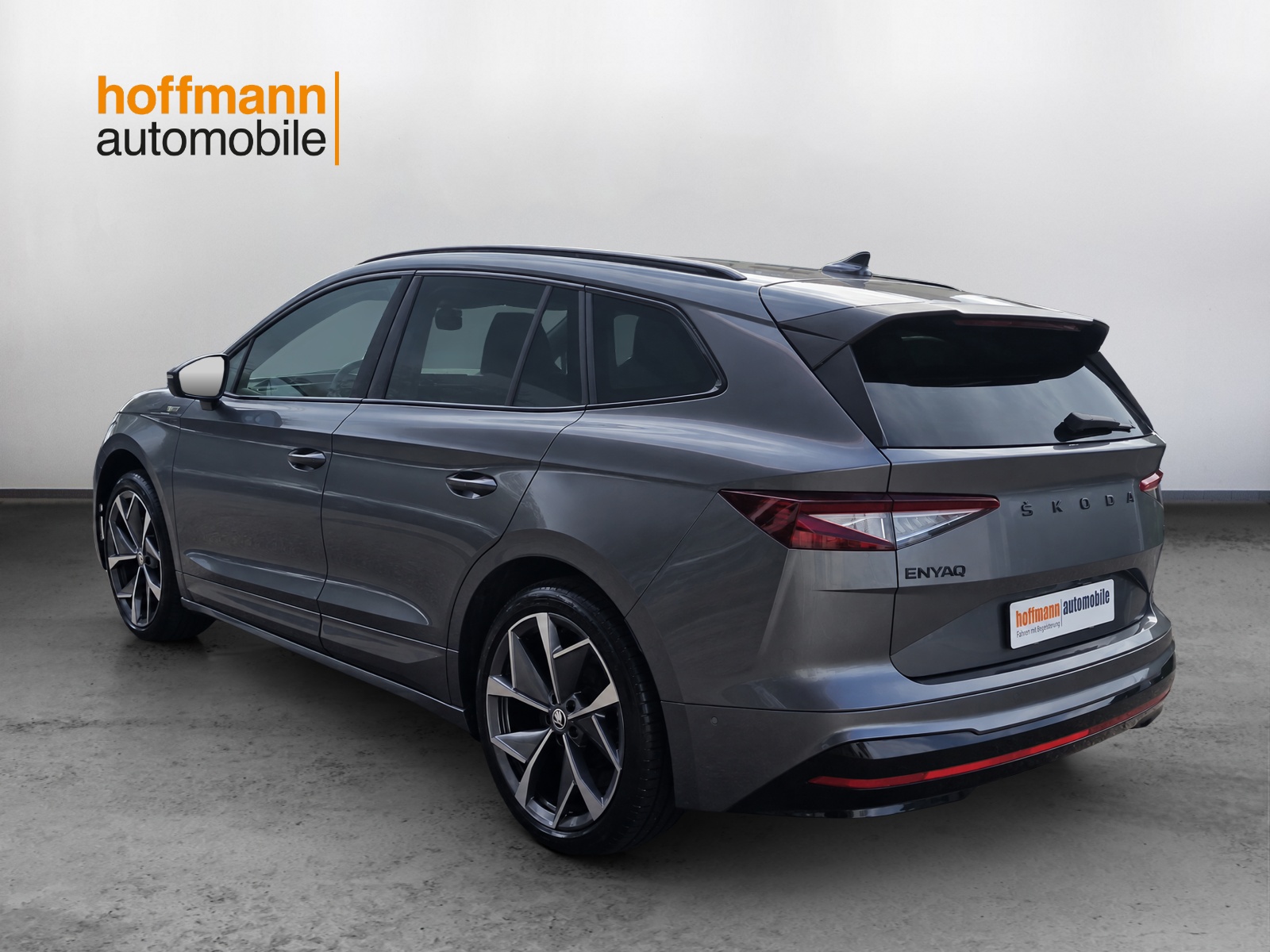 SKODA Enyaq iV 80x RS-image-5