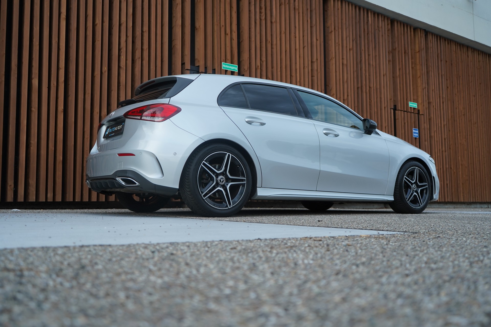 MERCEDES-BENZ A 200 AMG LINE NIGHT 7G-DCT l 163 PS-image-10