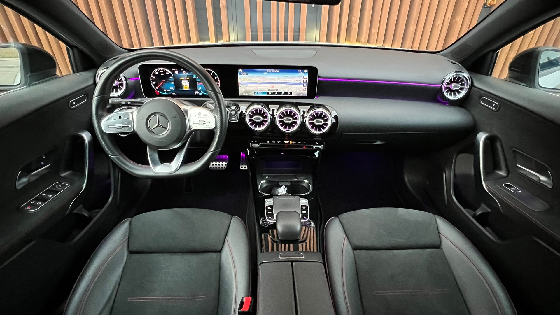 MERCEDES-BENZ A 200 AMG LINE NIGHT 7G-DCT l 163 PS-image-20