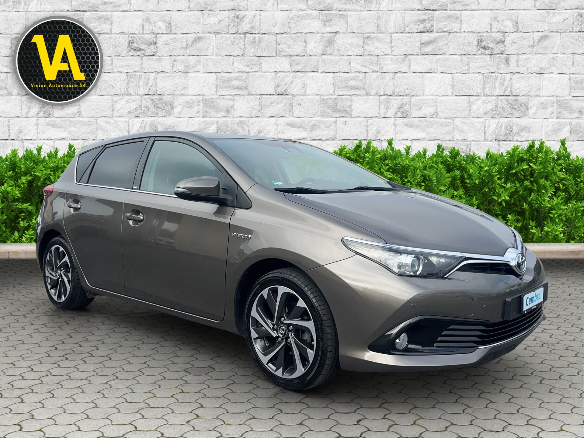 TOYOTA Auris 1.8 HSD Terra Edition S e-CVT-showroom-element-2