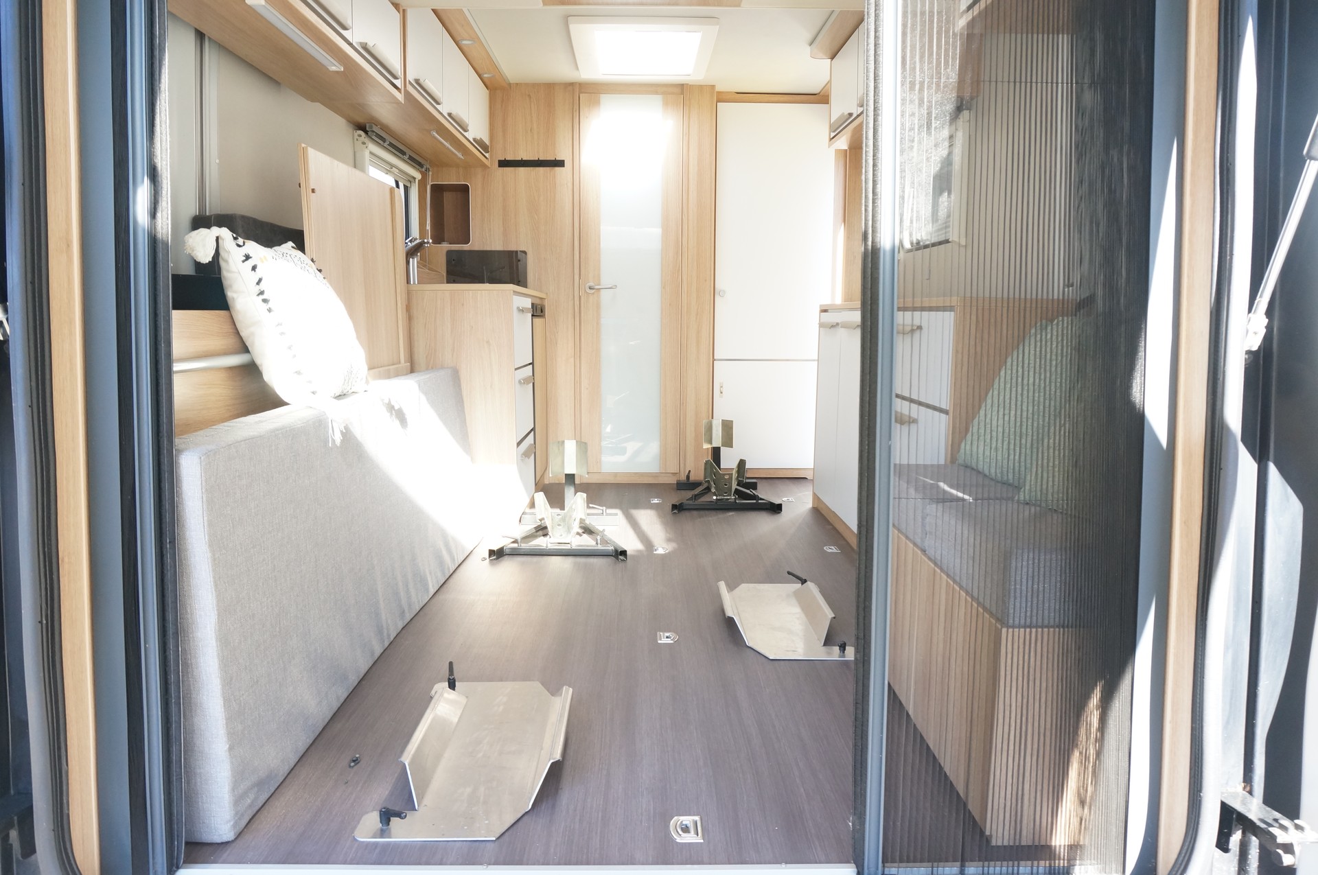 KNAUS W62-image-4