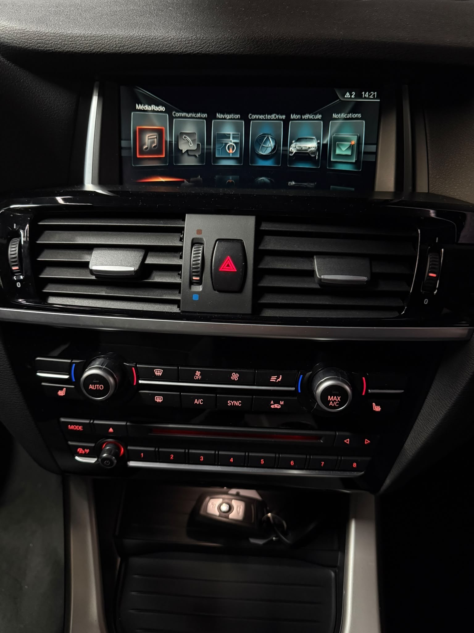 BMW X4 xDrive 20d Steptronic-image-15