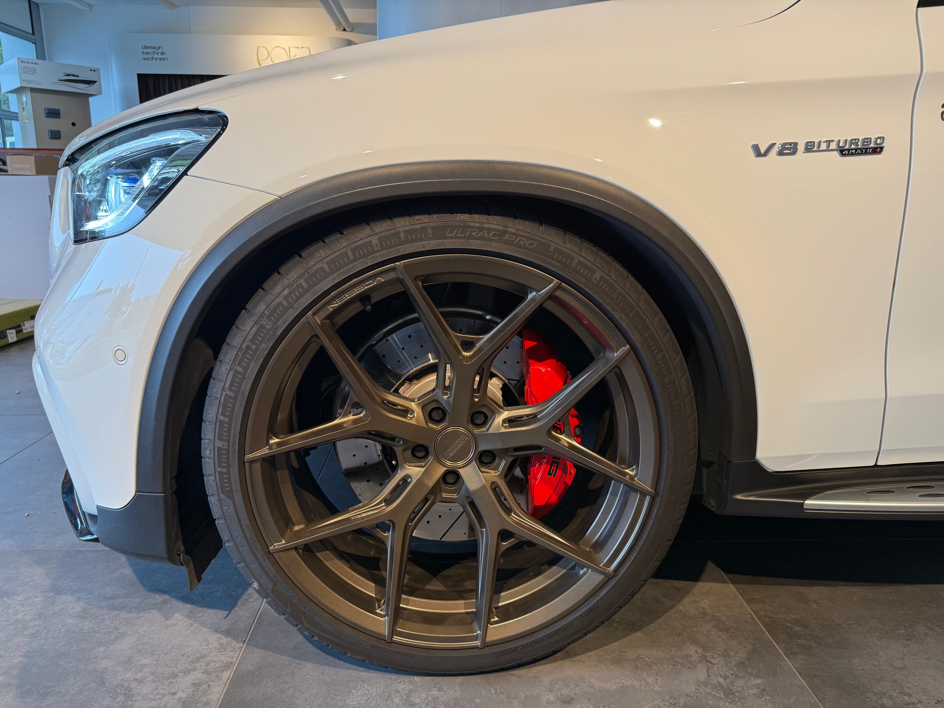 MERCEDES-BENZ GLC 63 S AMG 4m+-image-5
