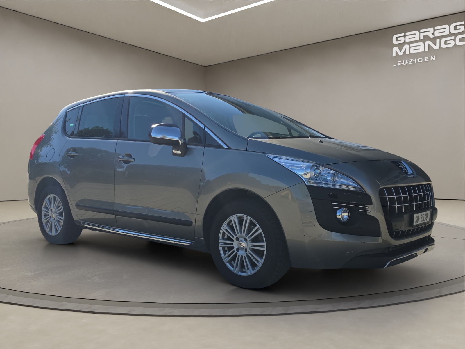 PEUGEOT 3008 1.6 HDI Sport Pack EGS6-image-6