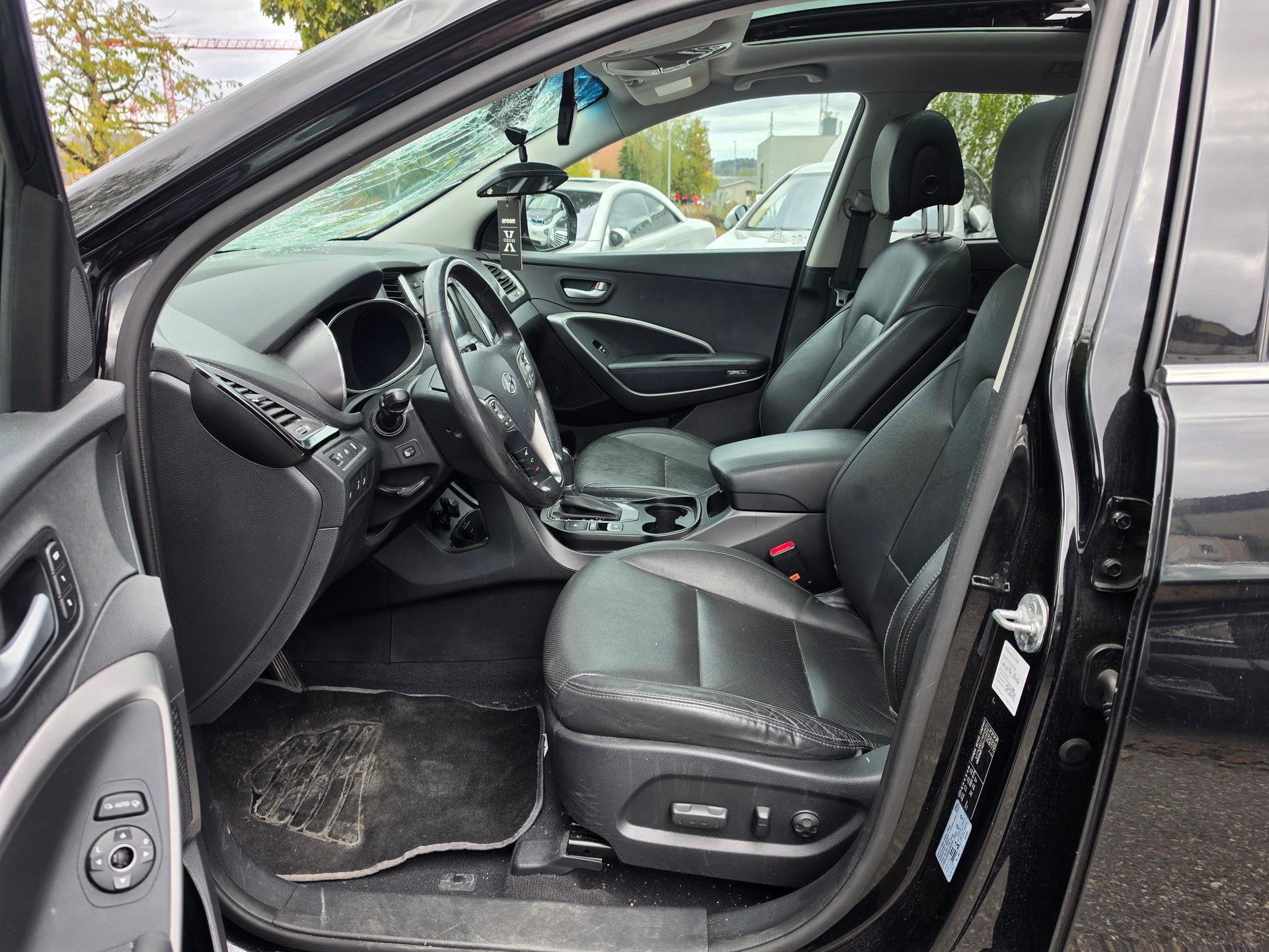 HYUNDAI Grand Santa Fe 2.2 CRDI Premium 4WD-image-8