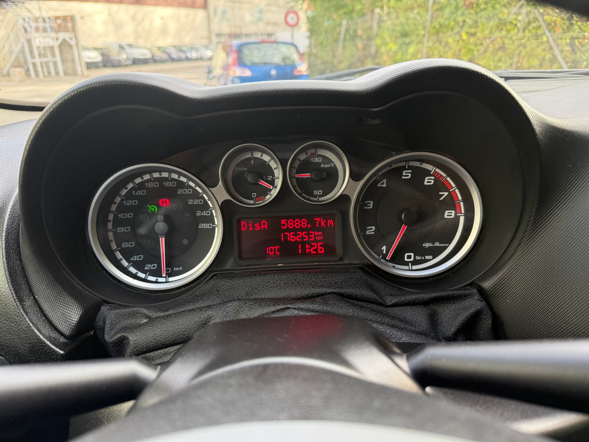 ALFA ROMEO MiTo 0.9 TwinAir Turbo Distinctive-image-18