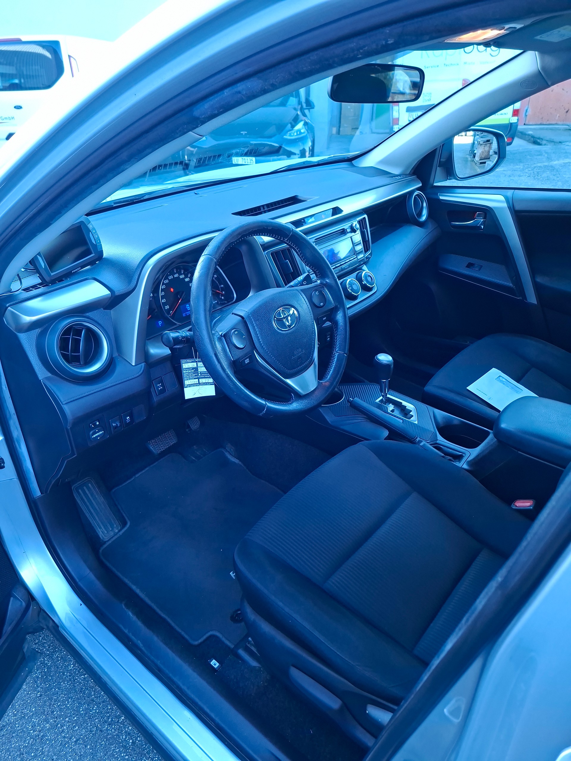 TOYOTA RAV-4 2.0 16V Sol Multidrive S-image-7