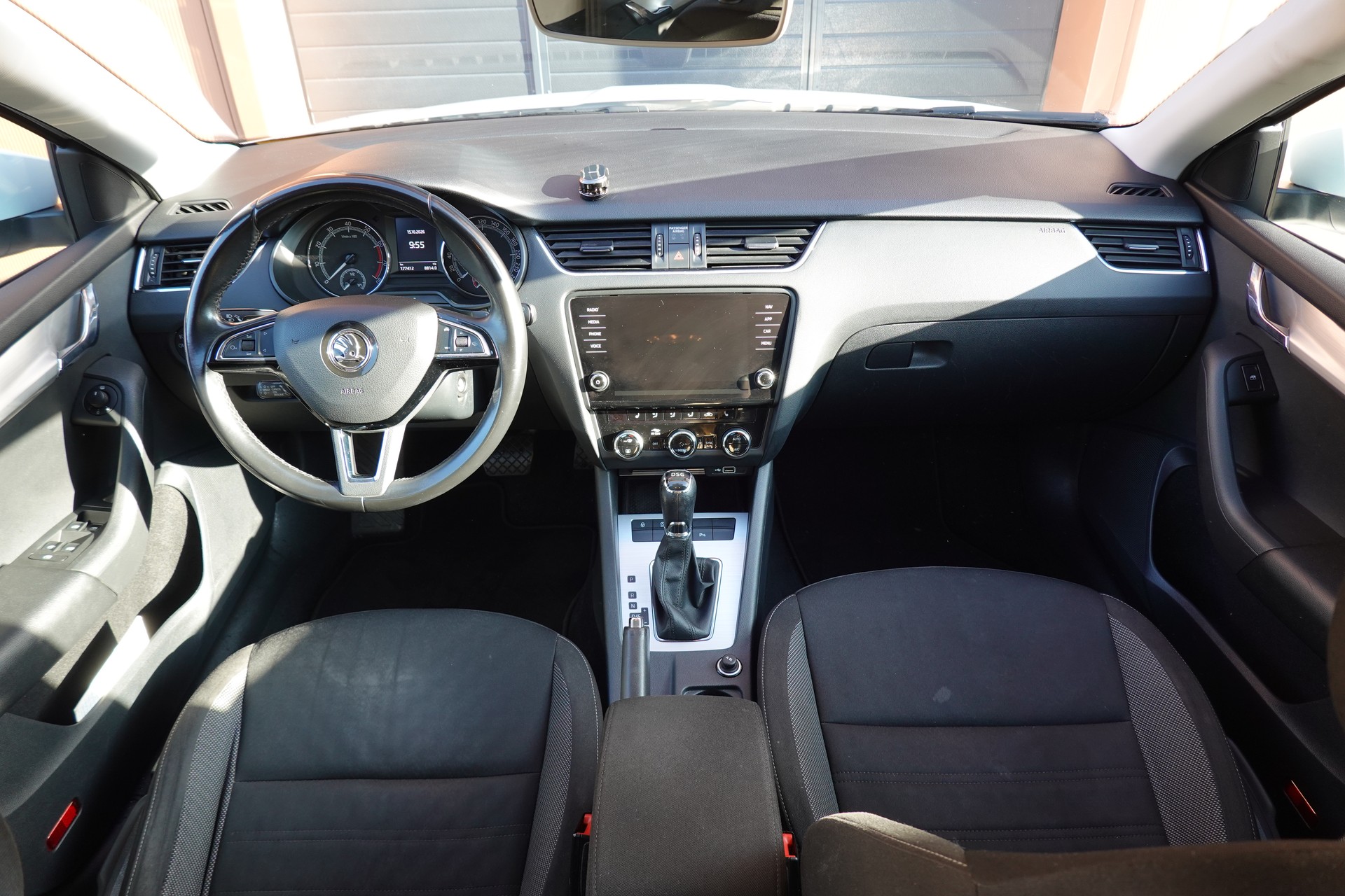 SKODA Octavia 1.5 G-tec Style "* CH Auto * 8 Roues * Capteurs avant/arrière * Tempomat Adaptatif * Clim Auto * Crochet attelage *"-image-11