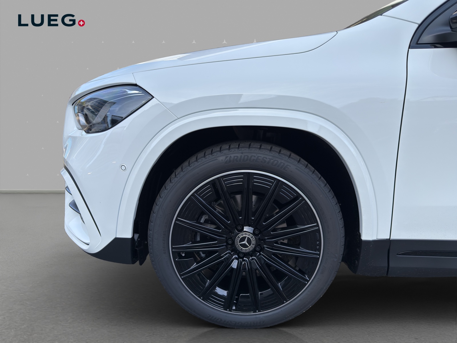 MERCEDES-BENZ GLA 200 Night Star 7G-DCT-image-6