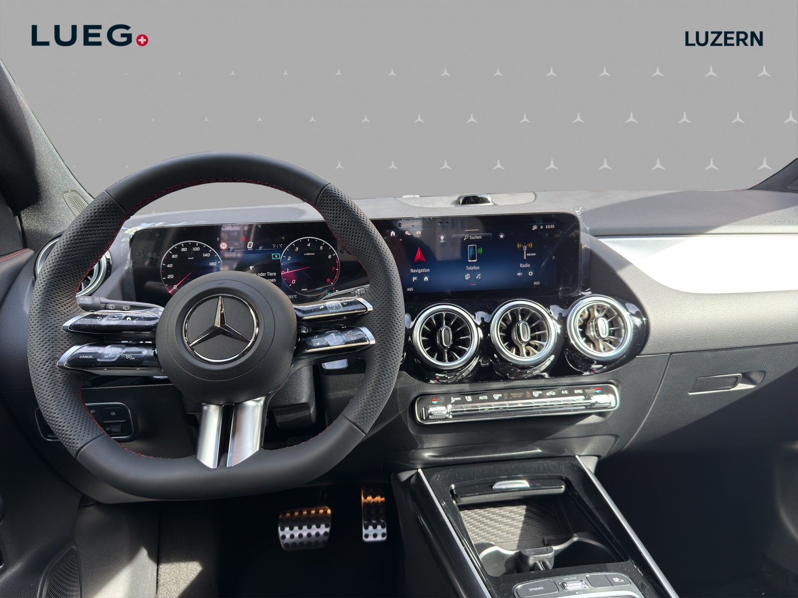 MERCEDES-BENZ GLA 200 Night Star 7G-DCT-image-10