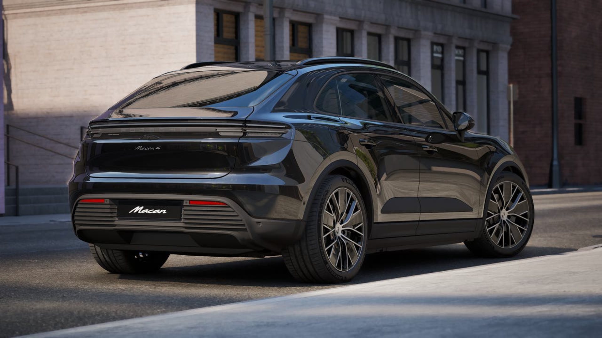 PORSCHE Macan 4-image-8