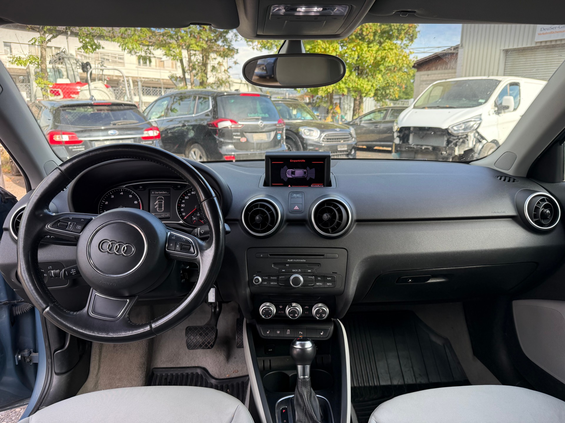 AUDI A1 Sportback 1.4 TFSI Attraction S-tronic-image-7