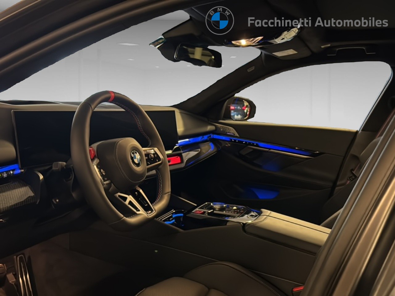 BMW M5 xDrive Touring-image-9
