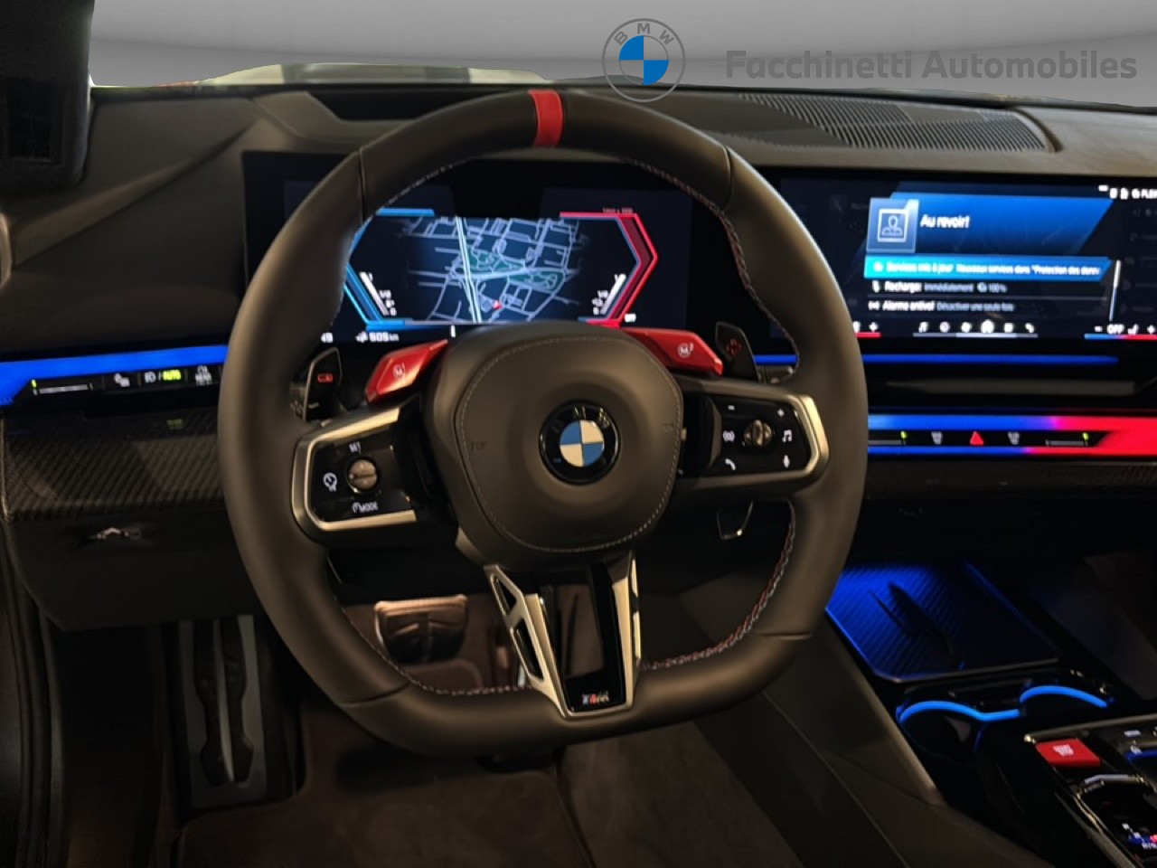 BMW M5 xDrive Touring-image-17