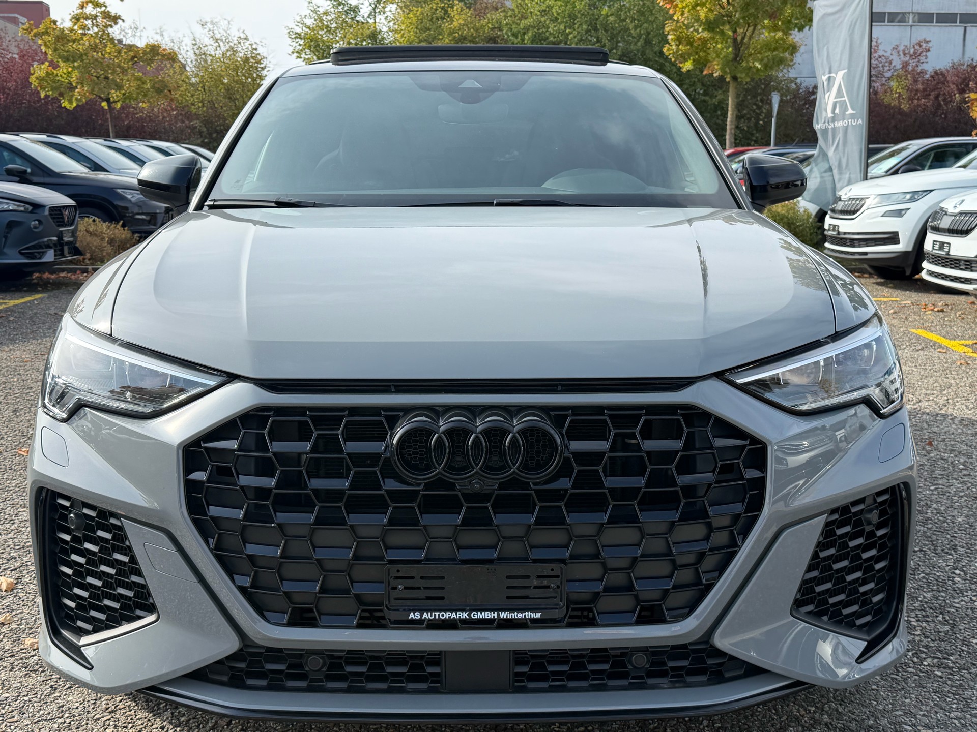 AUDI RS Q3 Sportback quattro S tronic-image-1